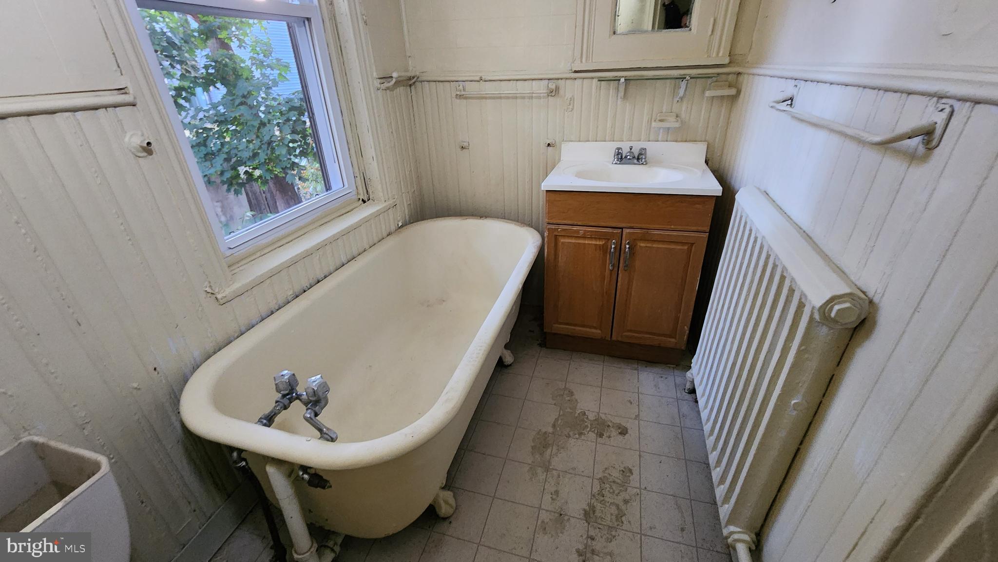 FAIRMOUNT - Residential