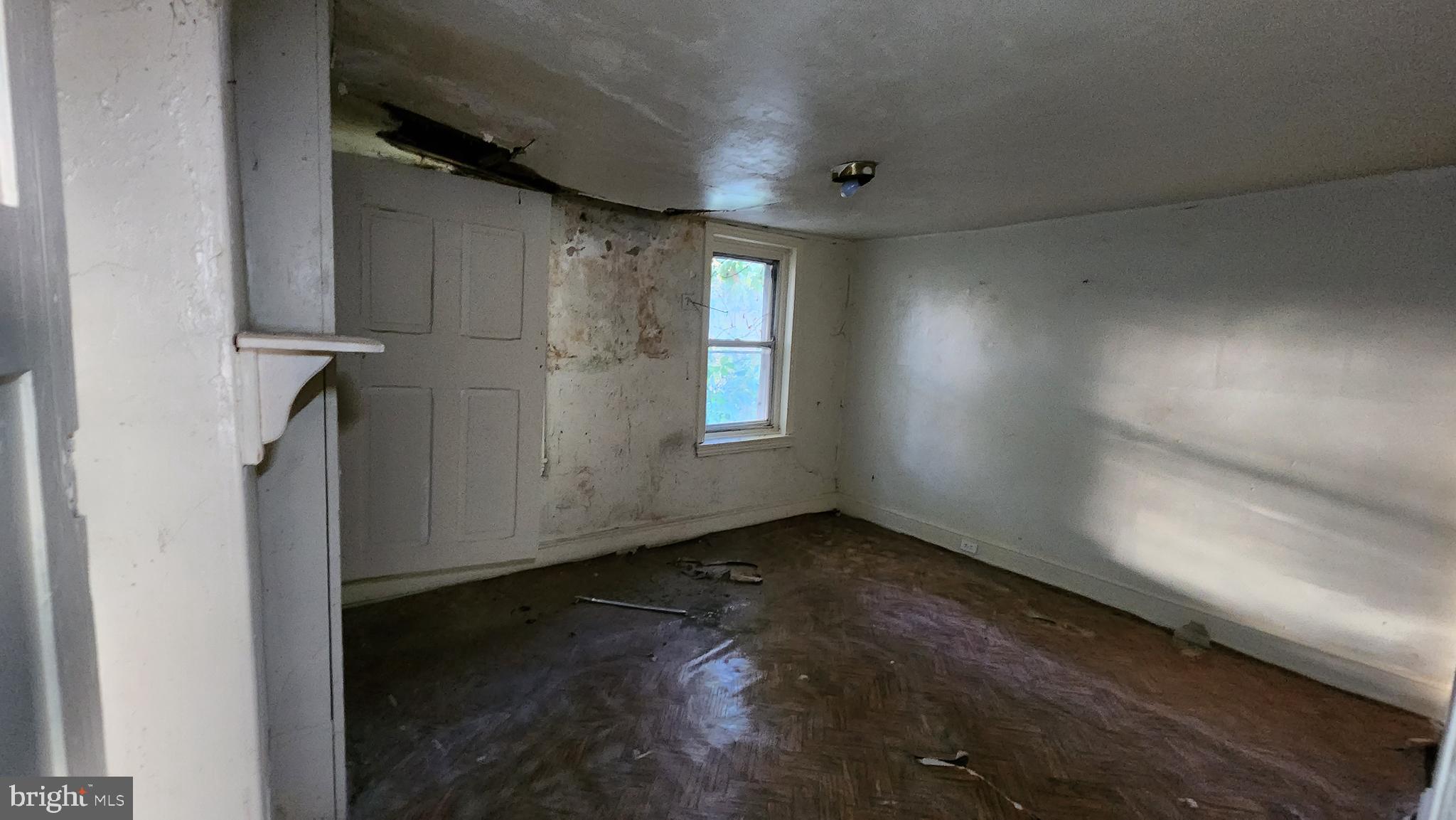 FAIRMOUNT - Residential