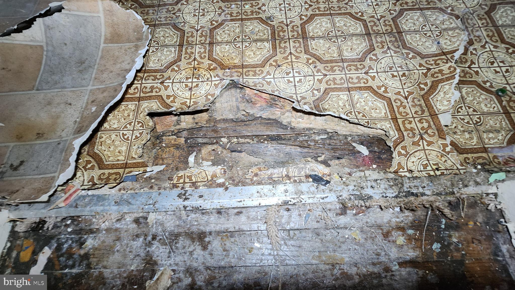 FAIRMOUNT - Residential