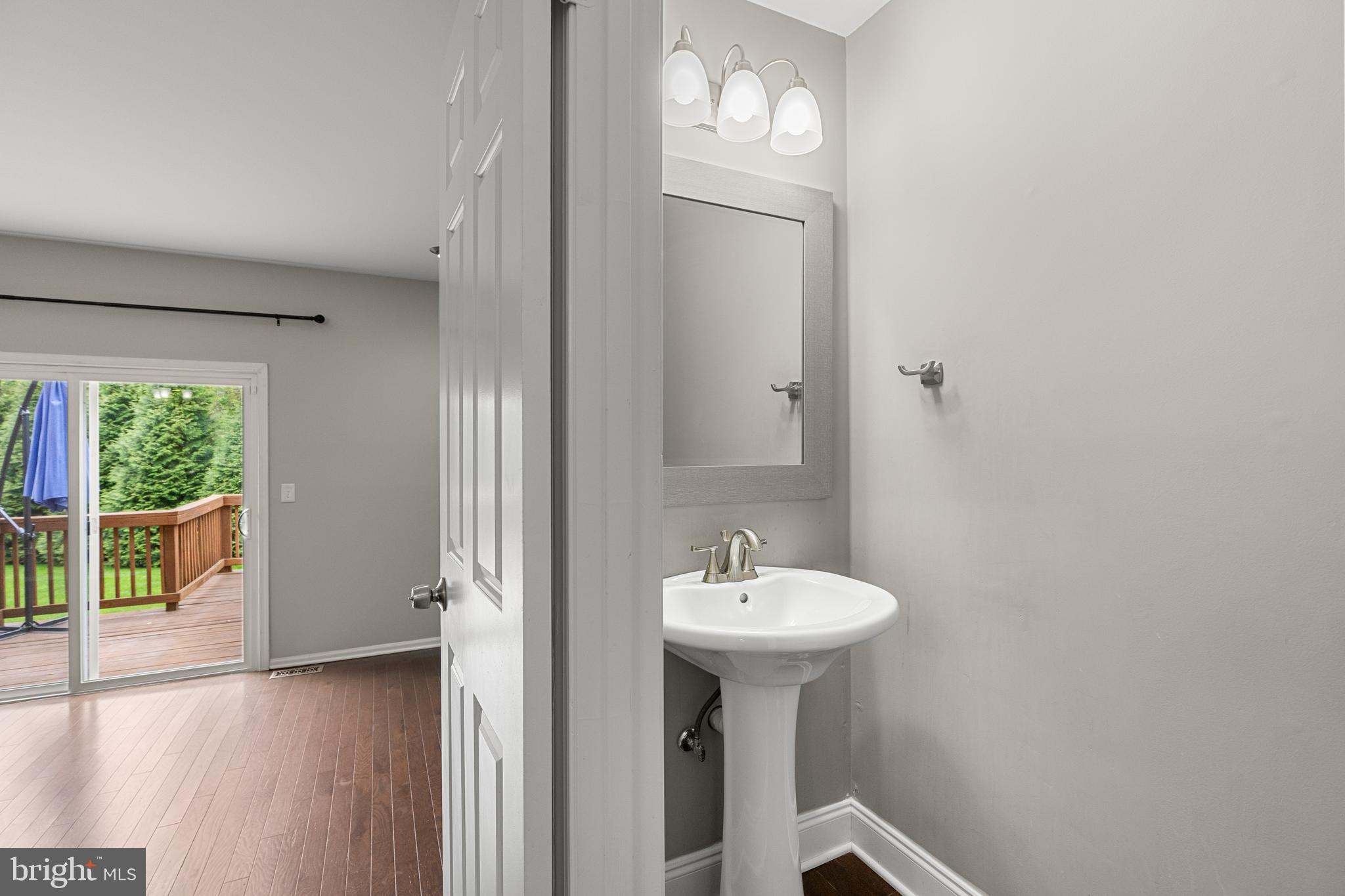 HUNTERS RUN - Residential