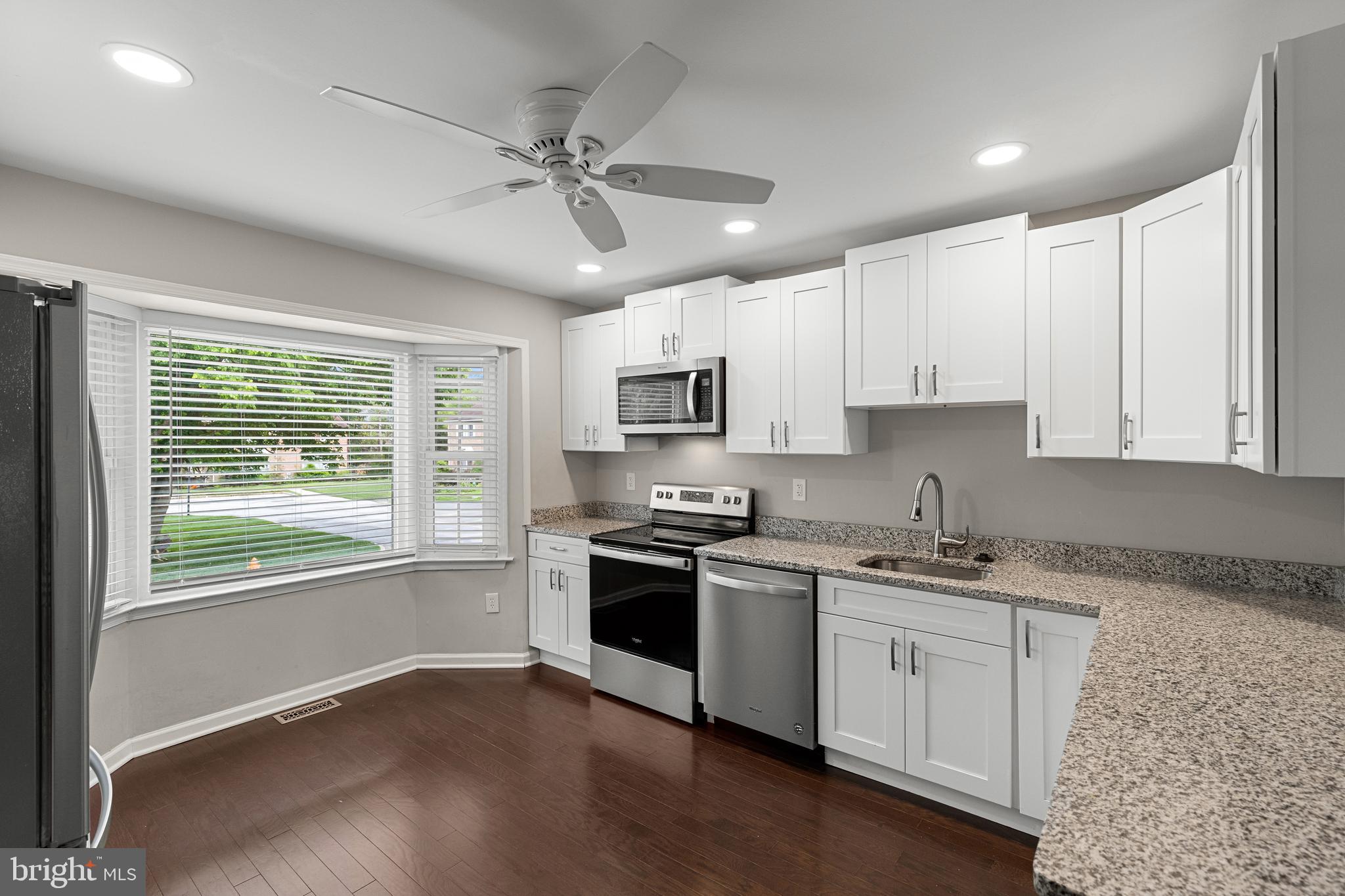 HUNTERS RUN - Residential