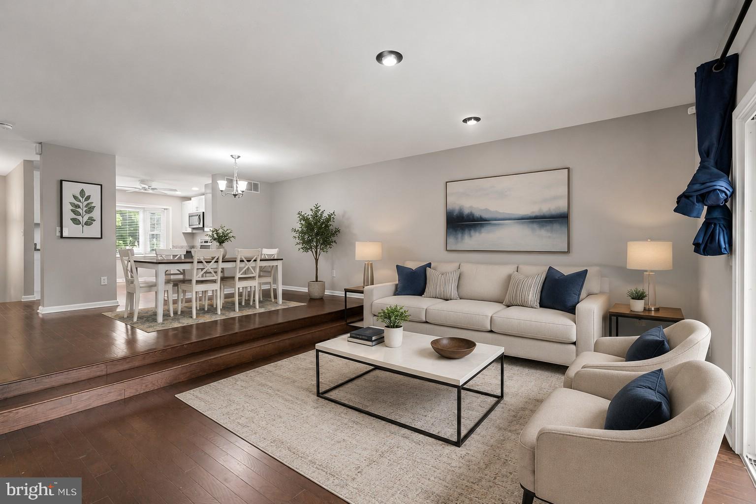 HUNTERS RUN - Residential