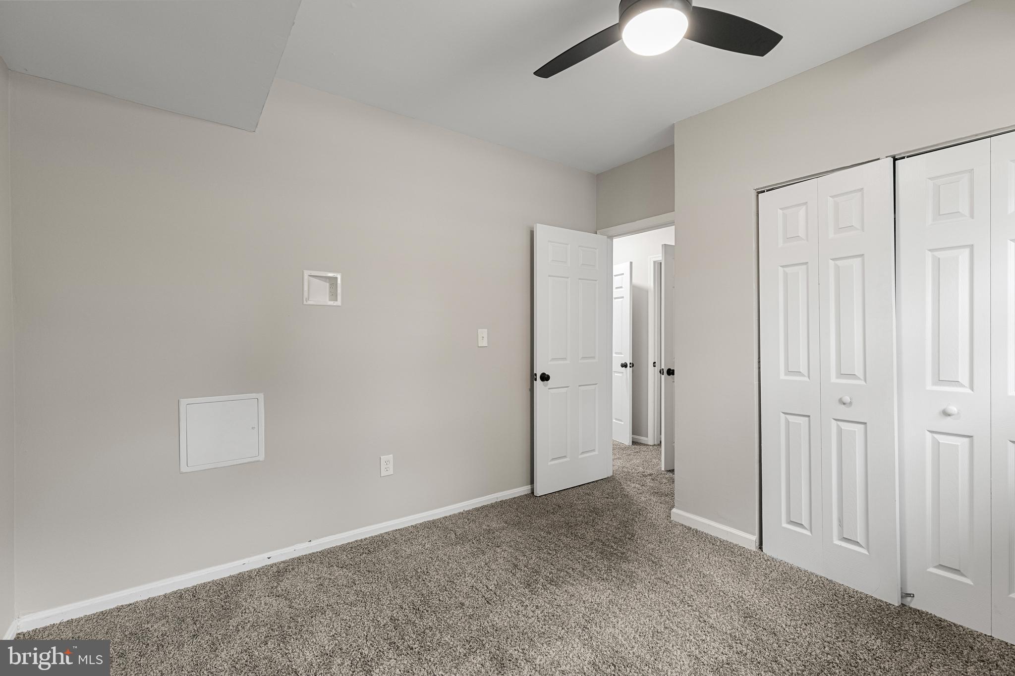 HUNTERS RUN - Residential