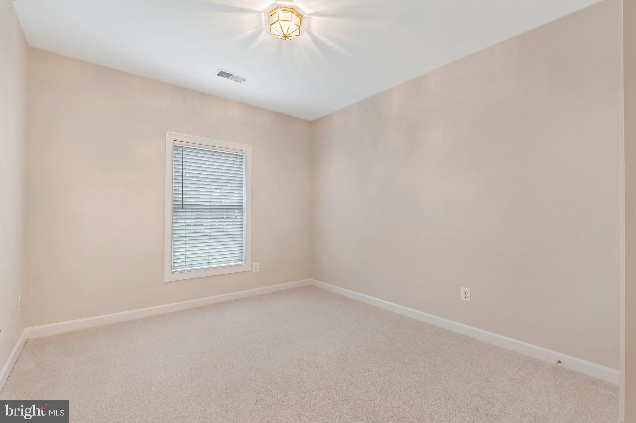 THE HAMLETS AT SOUTH RIVER COLONY - Residential