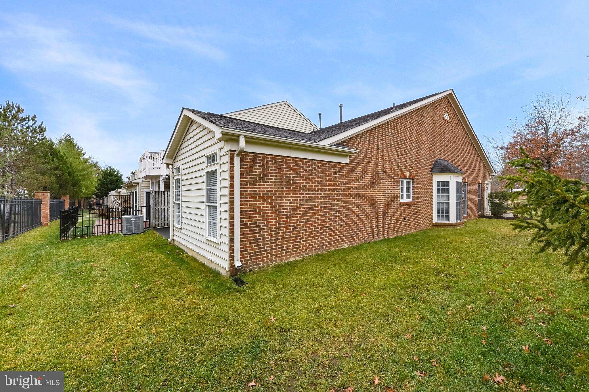 THE HAMLETS AT SOUTH RIVER COLONY - Residential