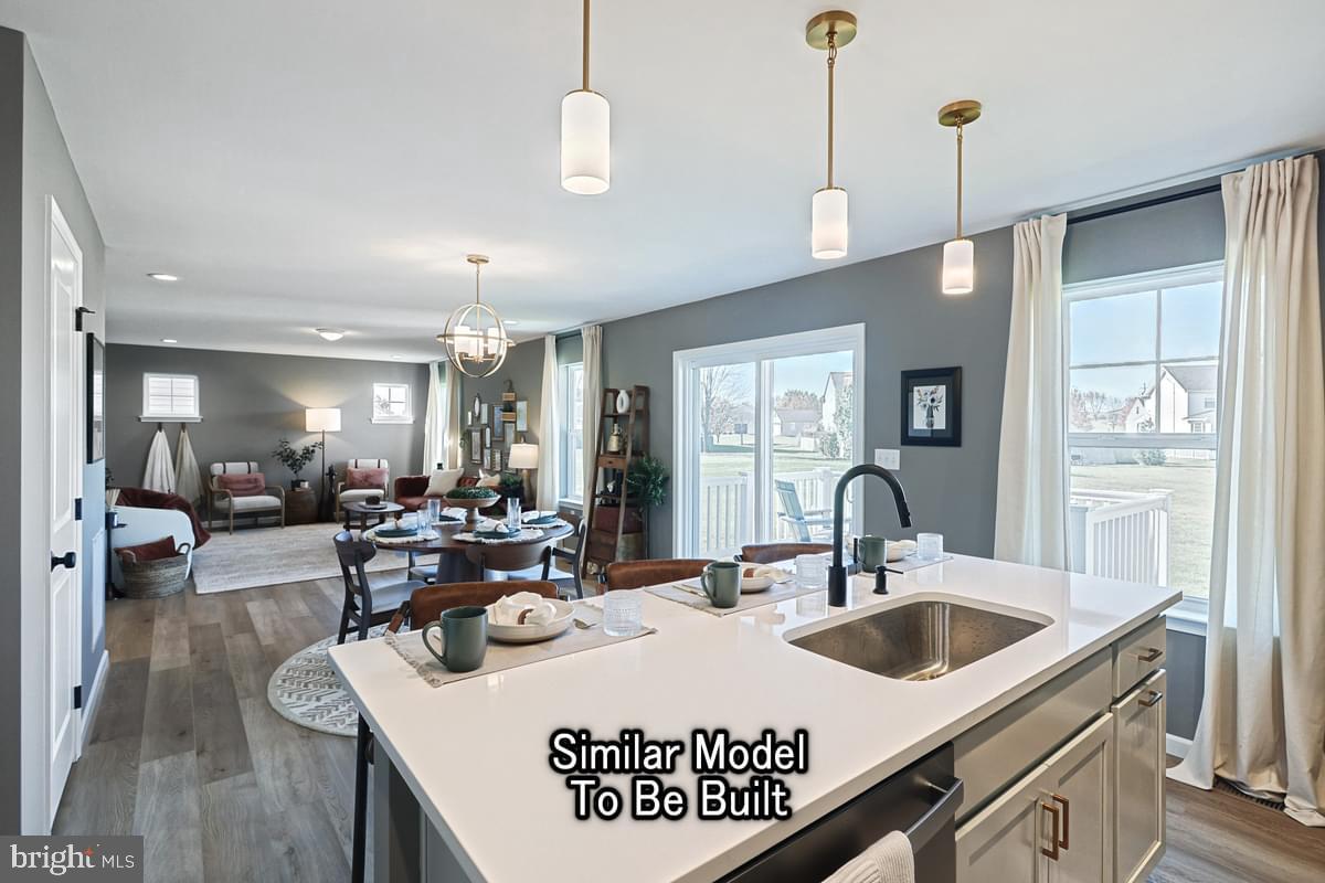 SUMMIT RIDGE - Residential