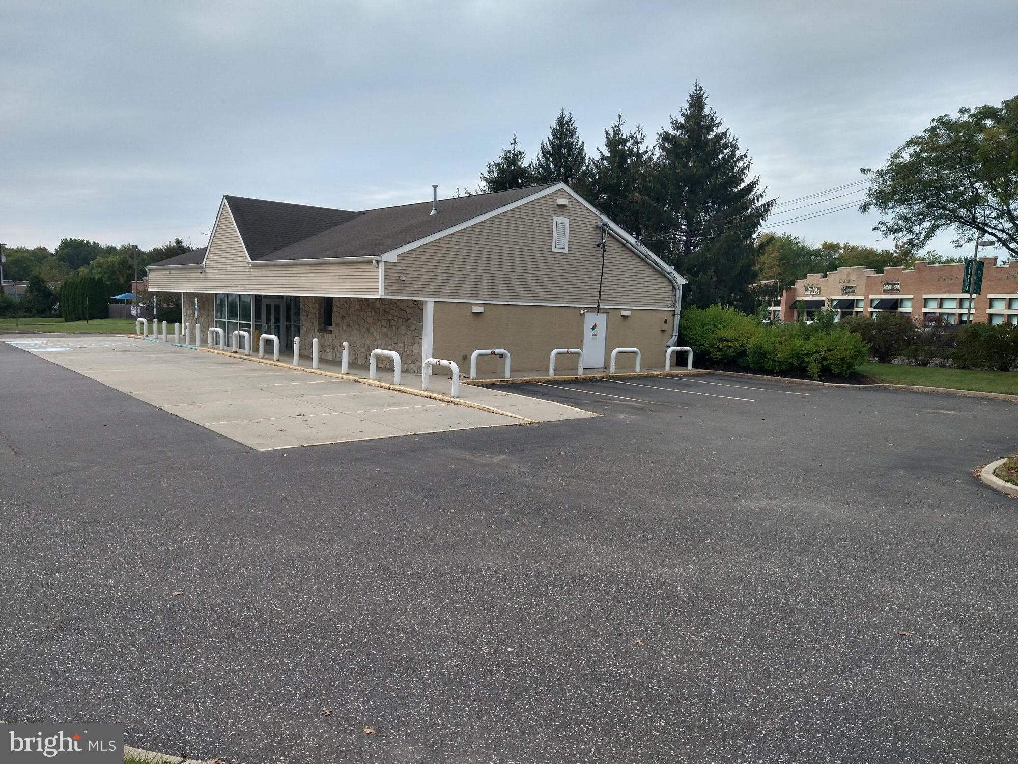 1301 W ROUTE 38 ROUTE 38 W