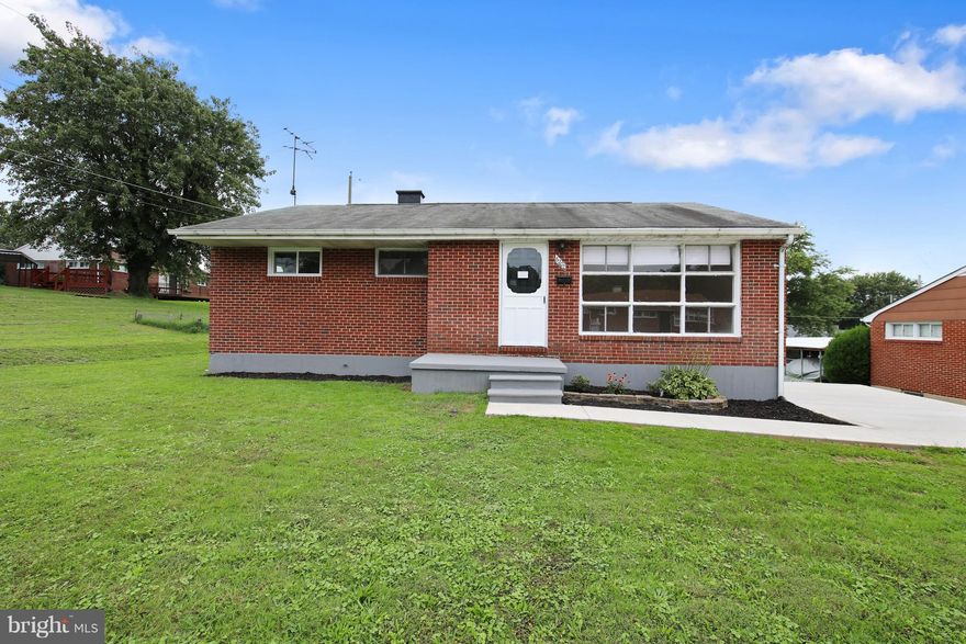 NEW PRICE!!!!  Seller wants this property sold!! Property is clean, updated and move in ready * Updated Kitchen and Bathroom * Refinished Hardwood Floors * Fresh Paint * New Driveway * Great Location and Neighborhood *