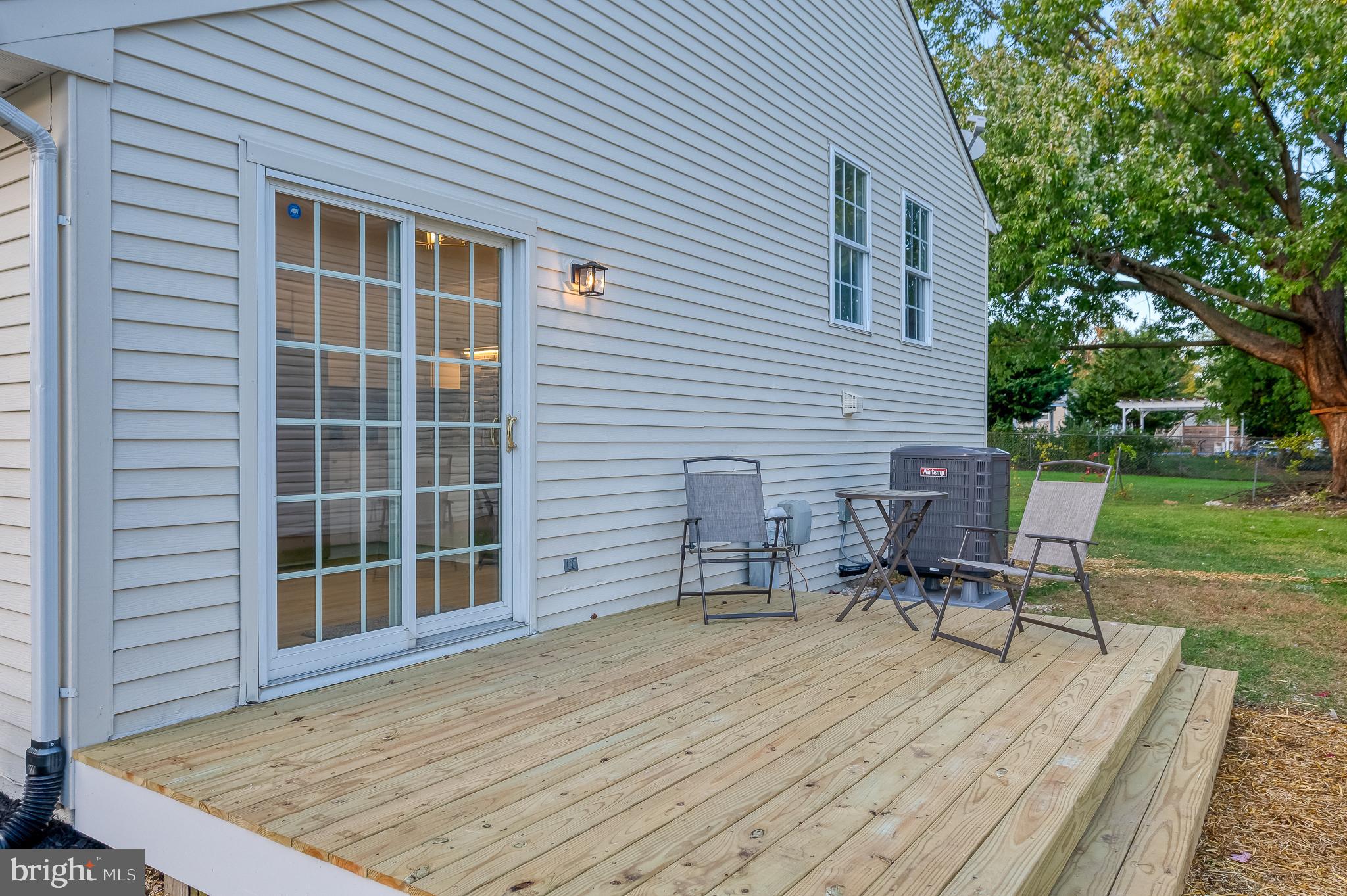 HILLSDALE - Residential