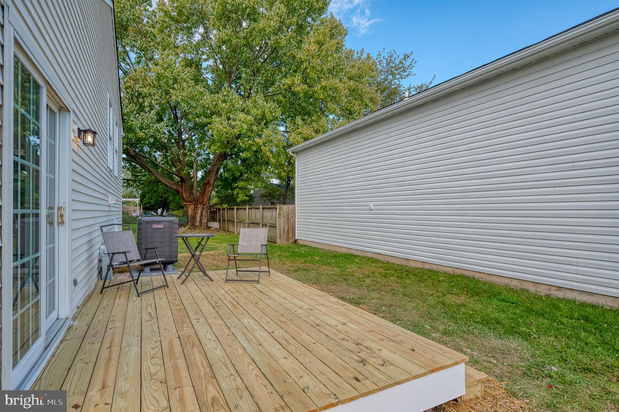 HILLSDALE - Residential