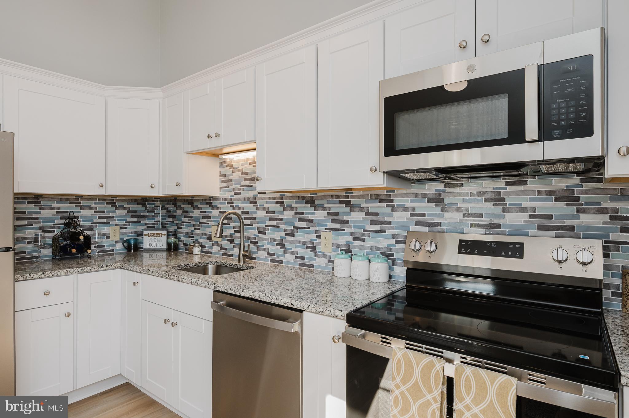 HILLSDALE - Residential