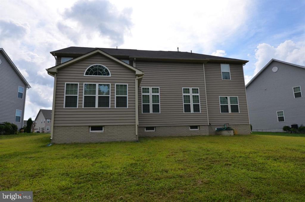 LINDEN GROVE - Residential