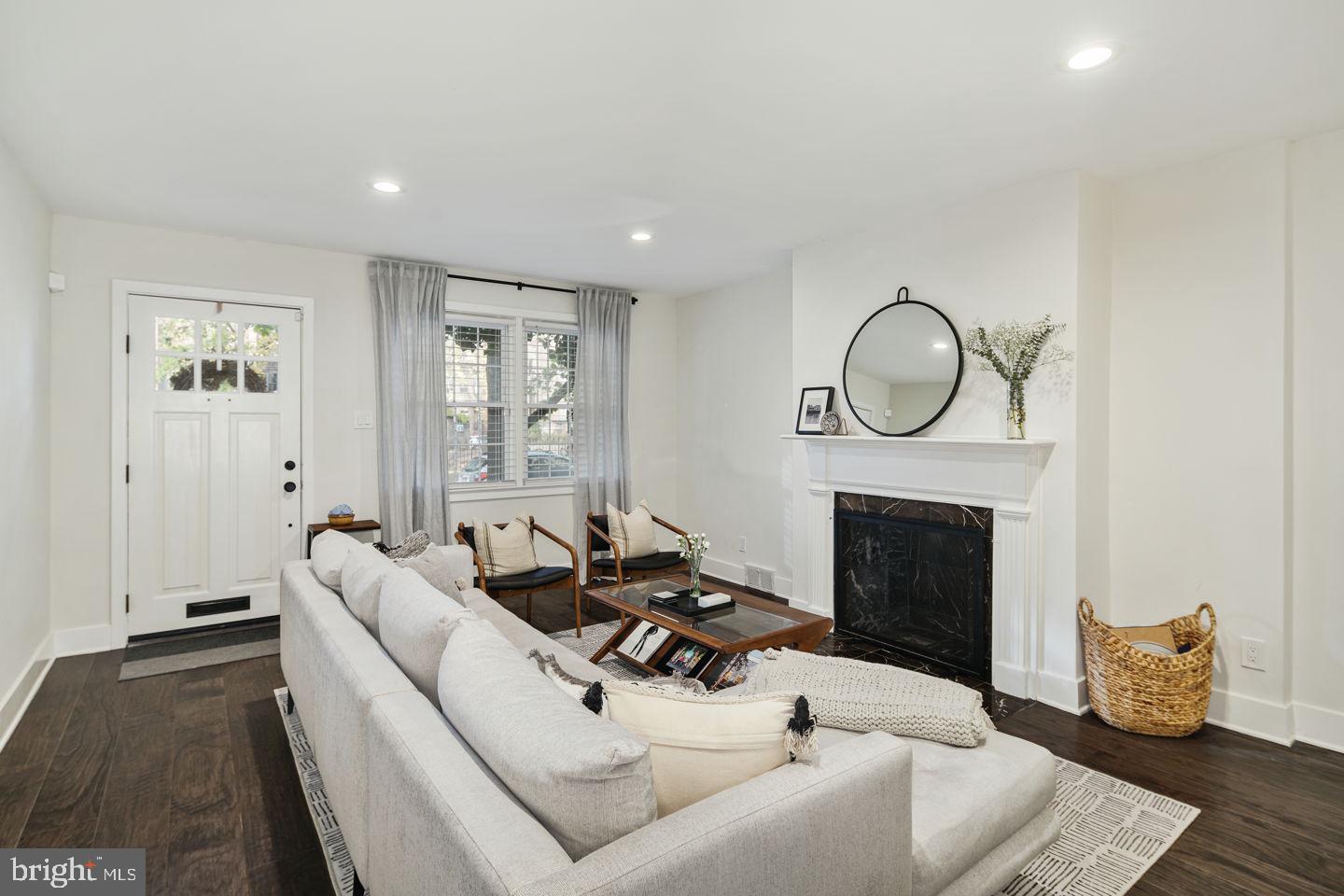 FITLER SQUARE - Residential