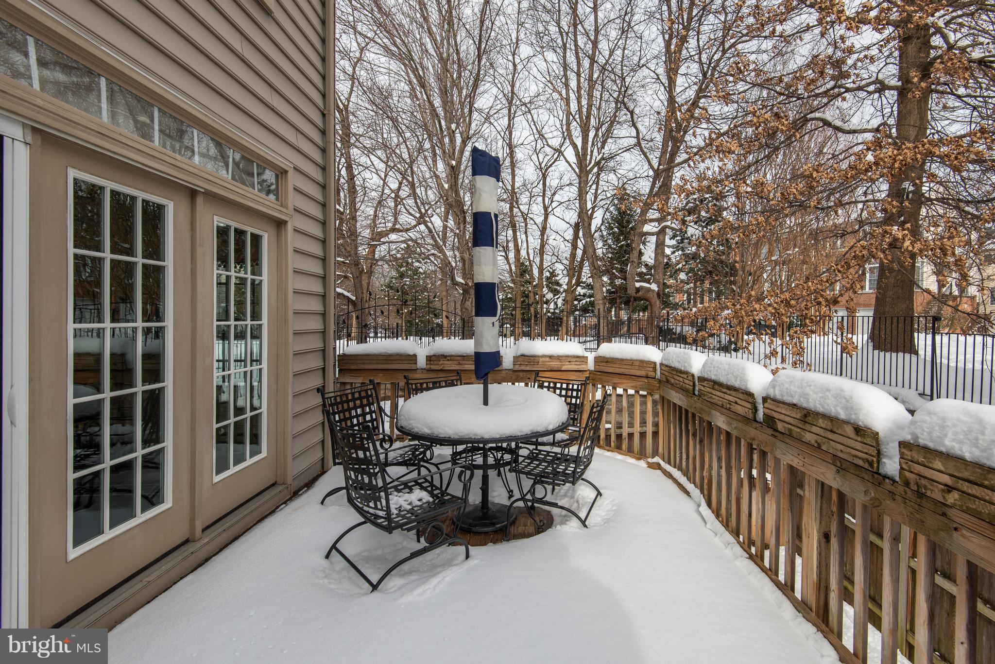 STONE CREEK CROSSING - Residential