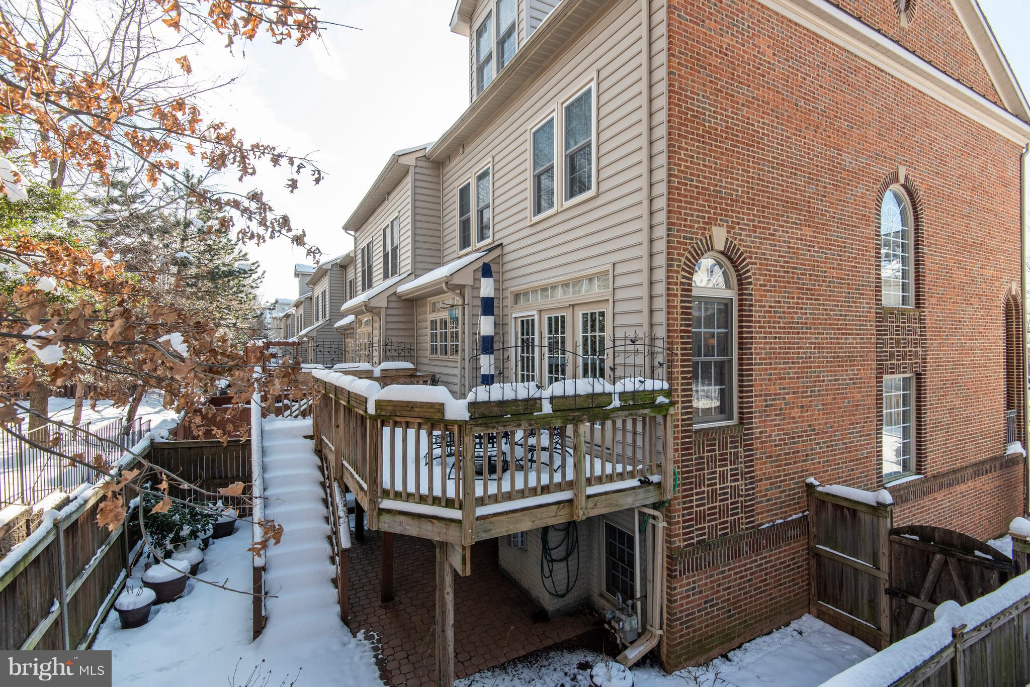 STONE CREEK CROSSING - Residential