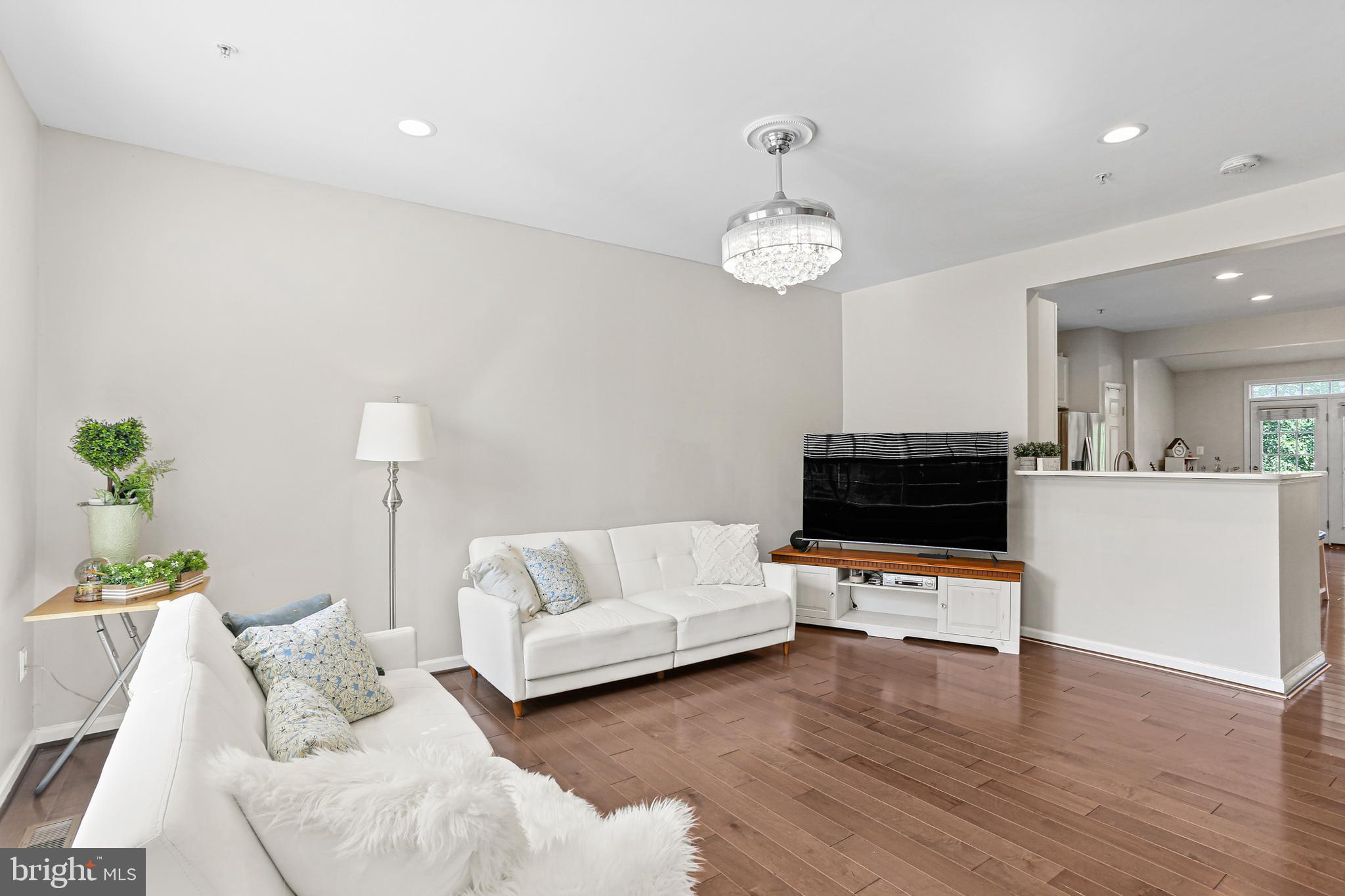 WAVERLY WOODS - Residential