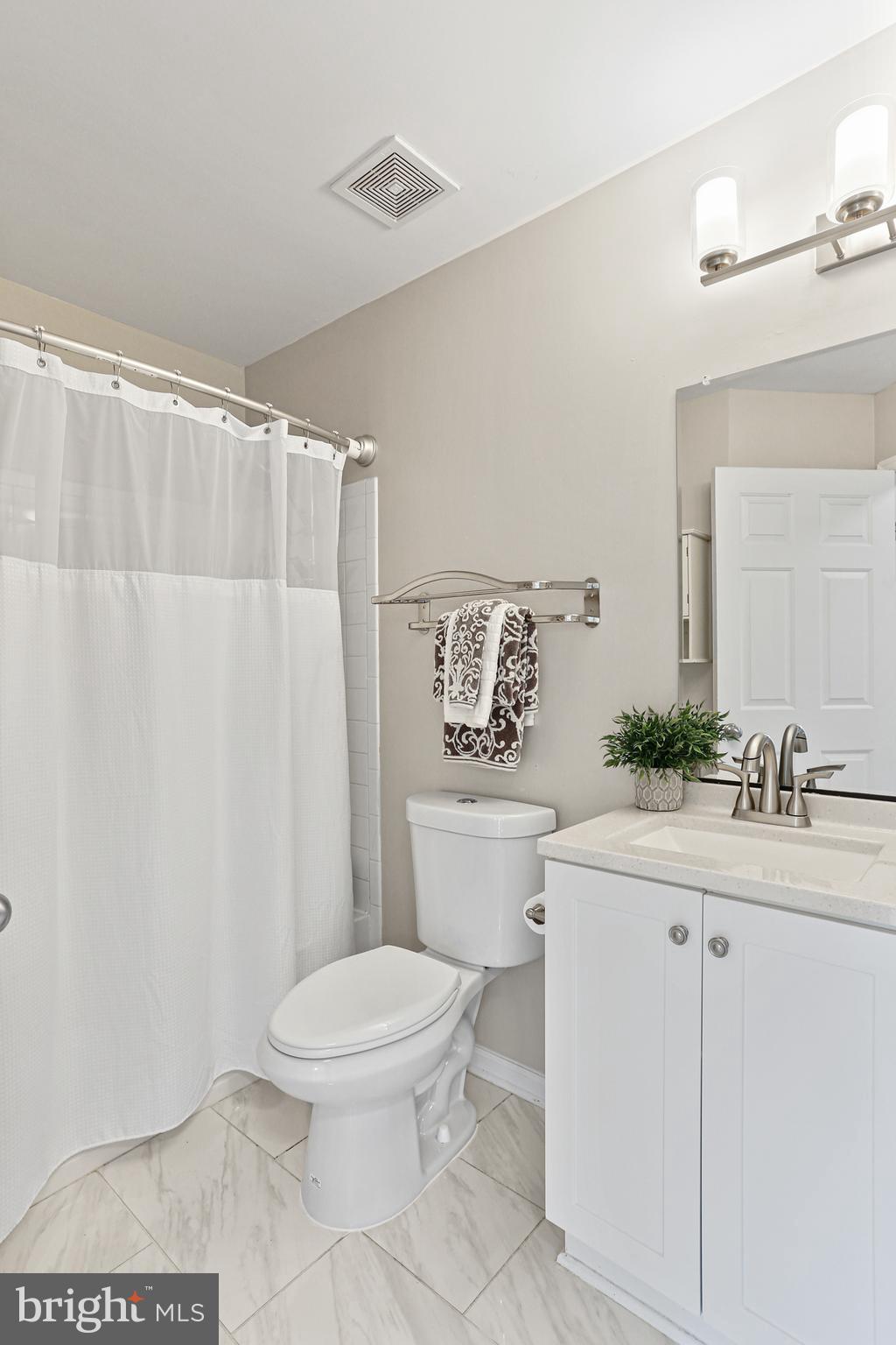 WAVERLY WOODS - Residential