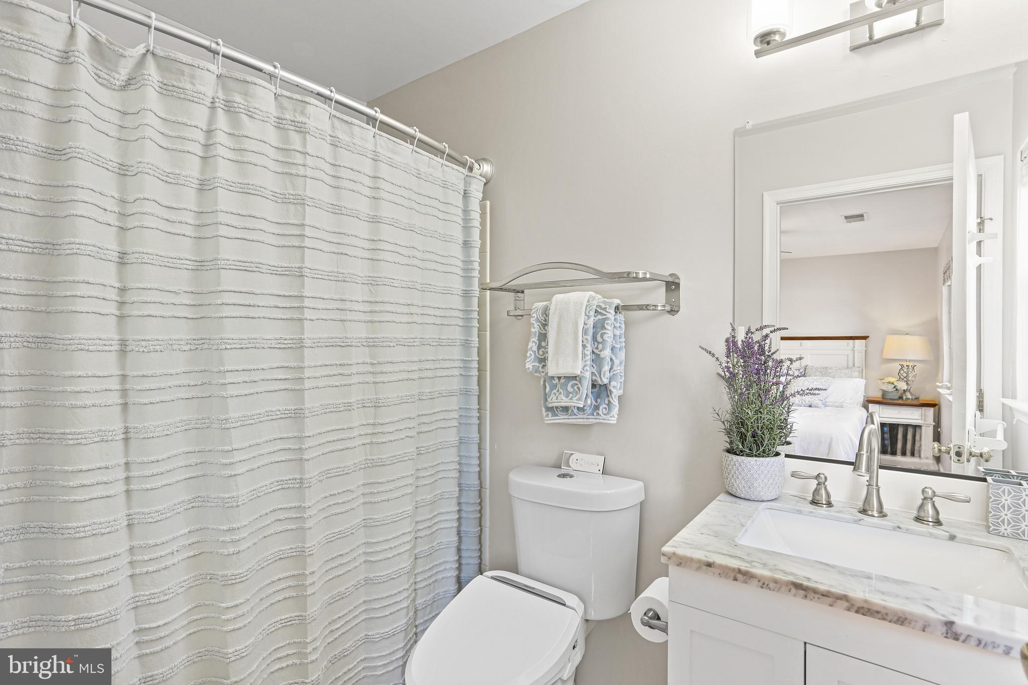 WAVERLY WOODS - Residential