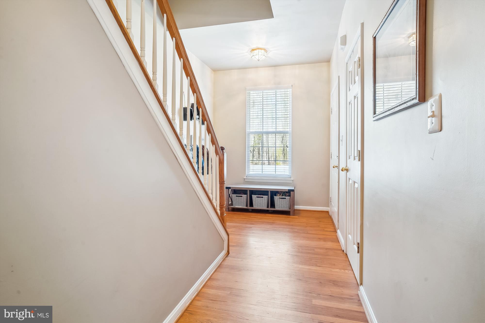 327 CROSS CREEK COURT