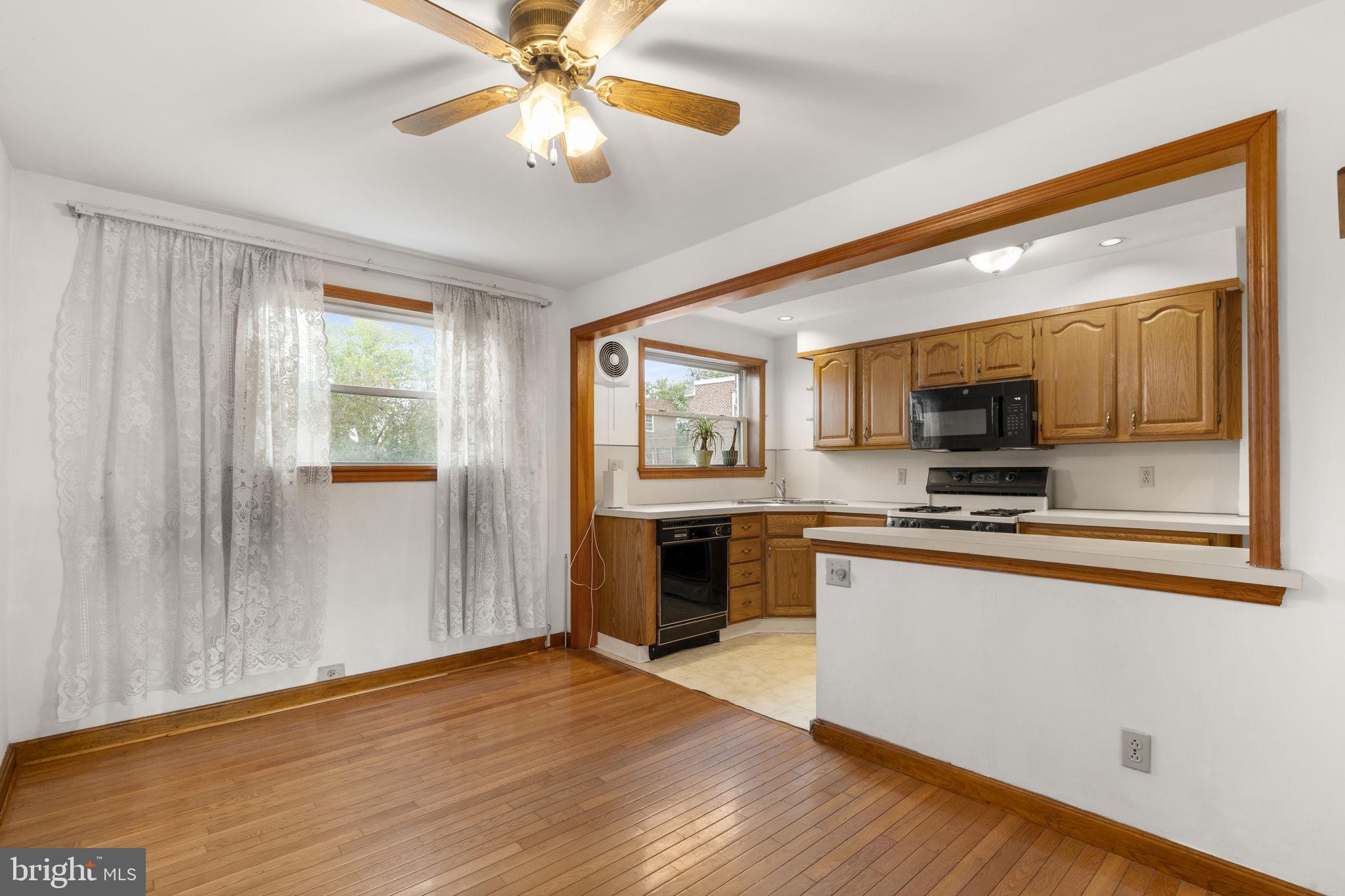 DELMAR VILLAGE - Residential