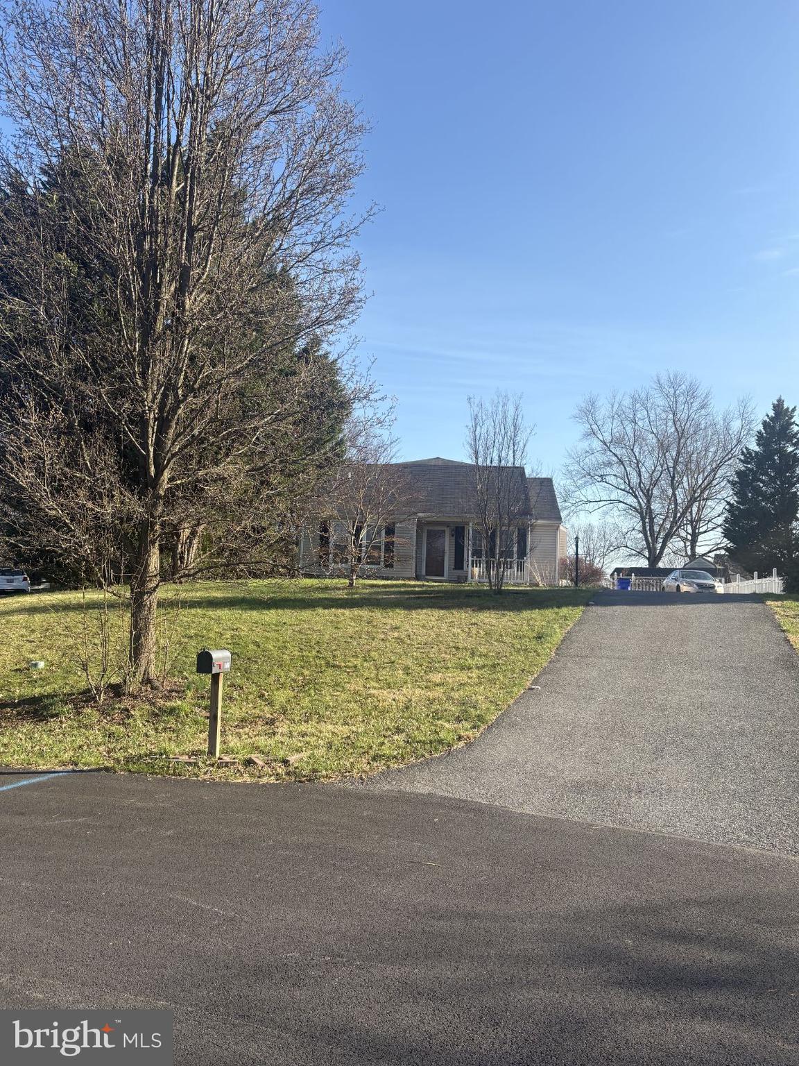 ROYAL OAKS - Residential