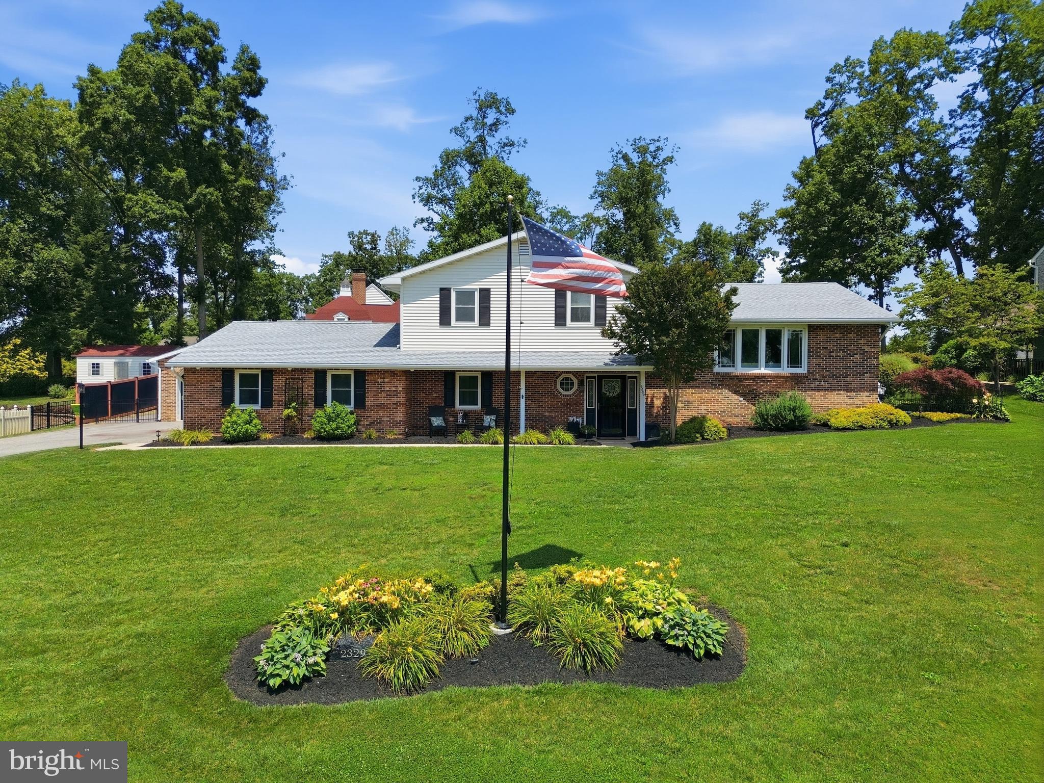 2329 FAIRWAY DRIVE