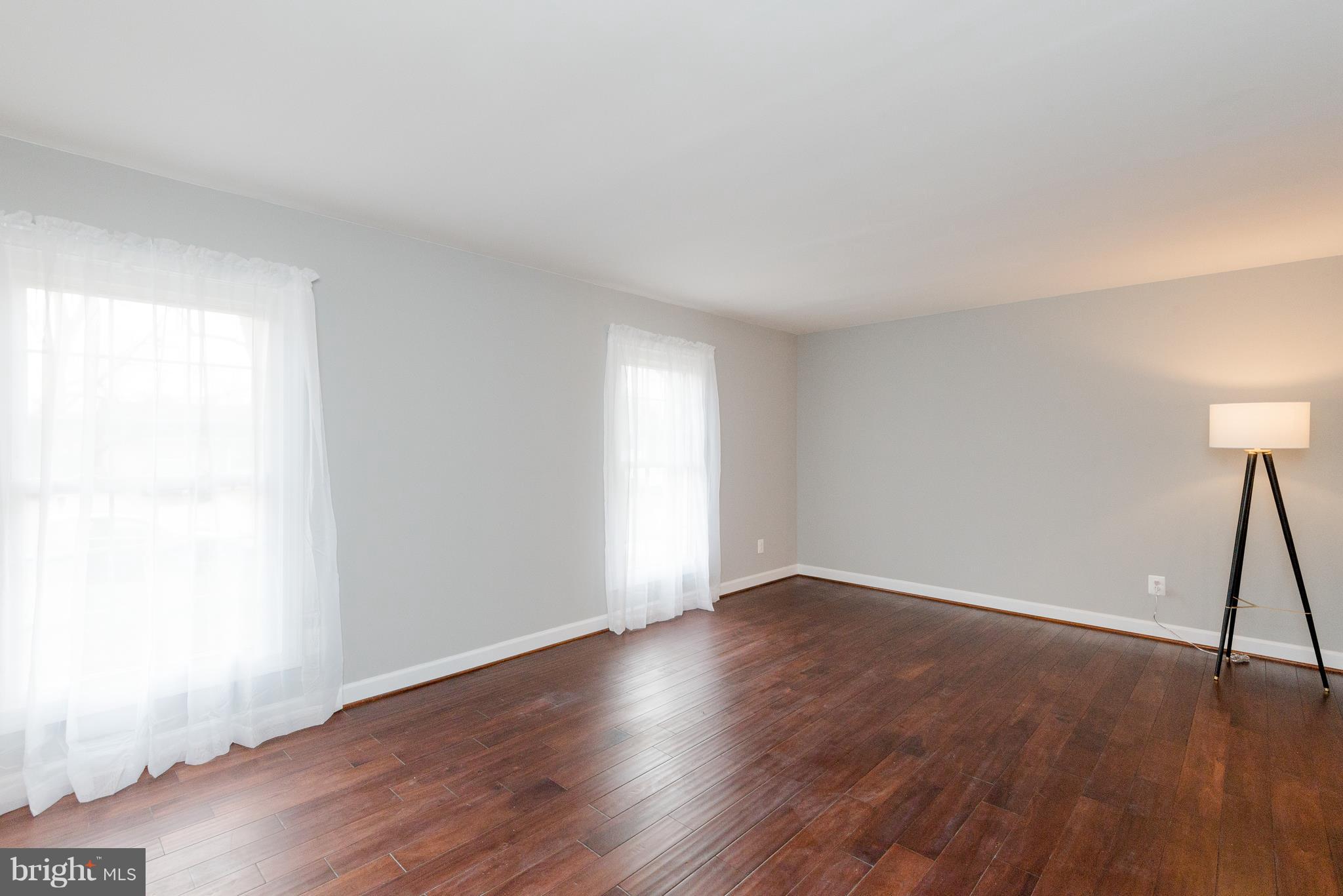 THE PROVINCES - Residential