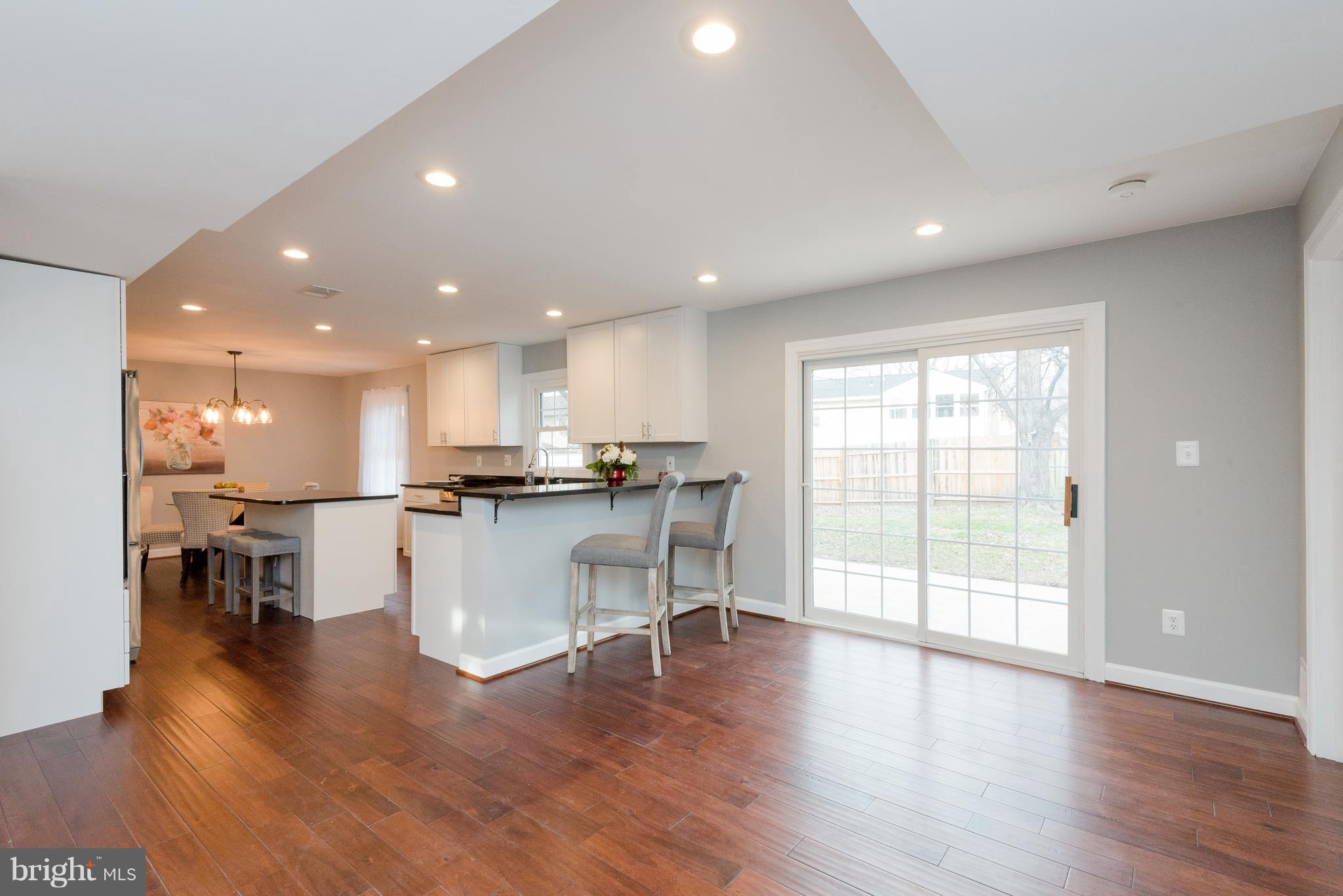 THE PROVINCES - Residential