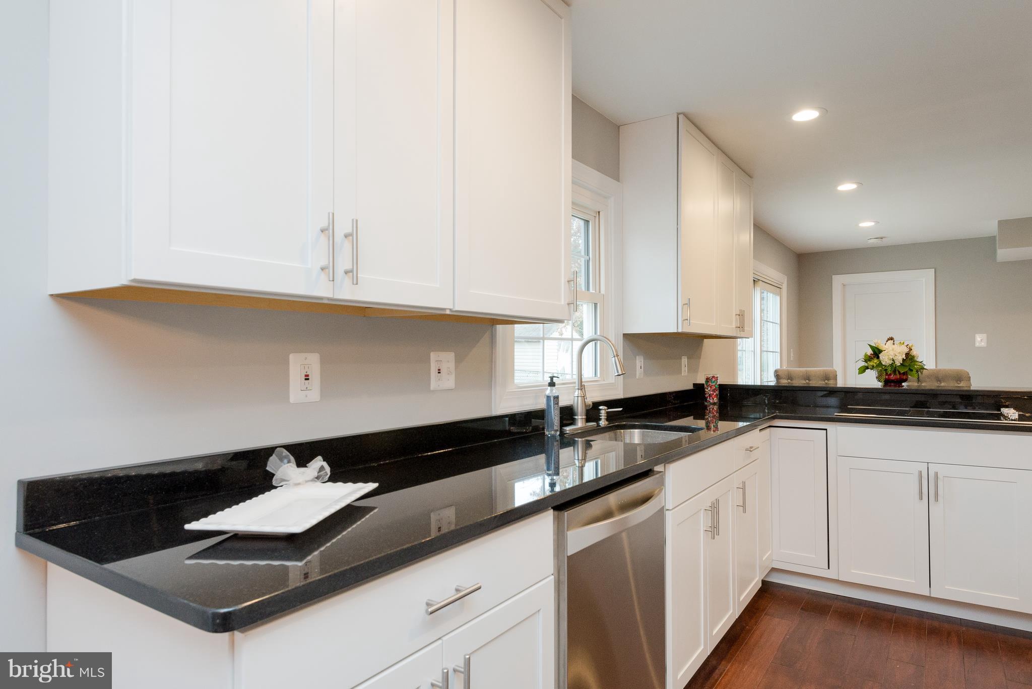 THE PROVINCES - Residential