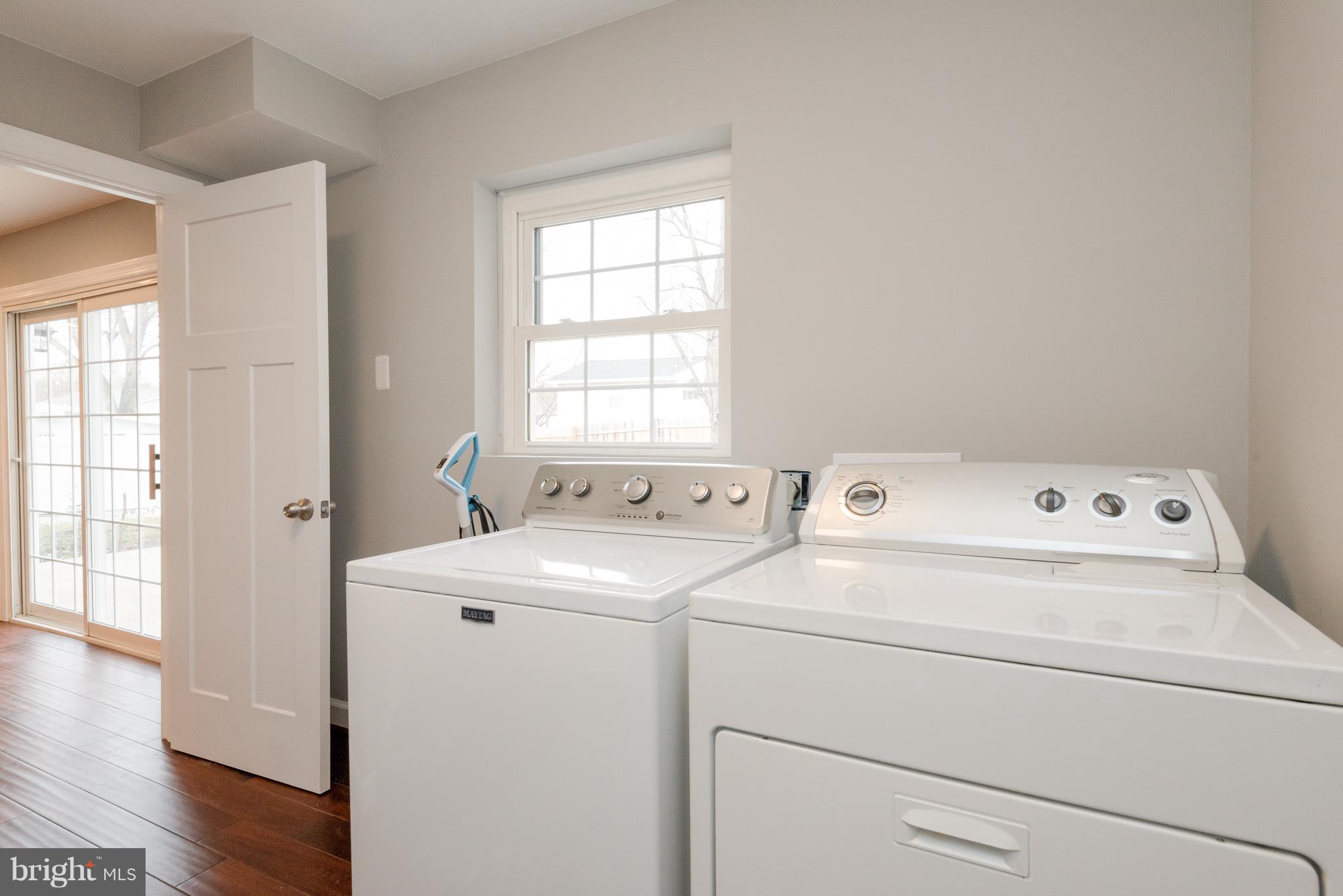 THE PROVINCES - Residential