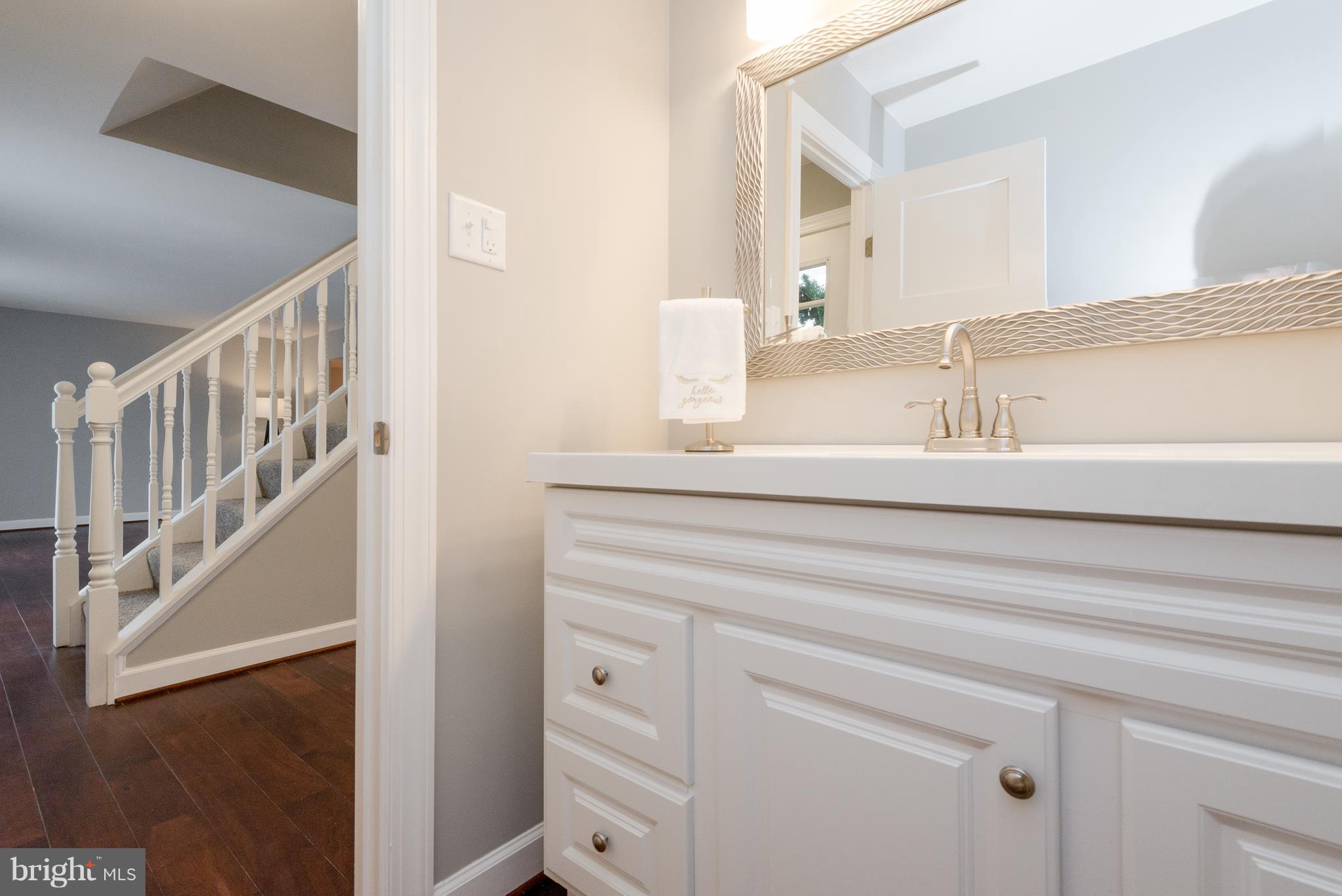 THE PROVINCES - Residential