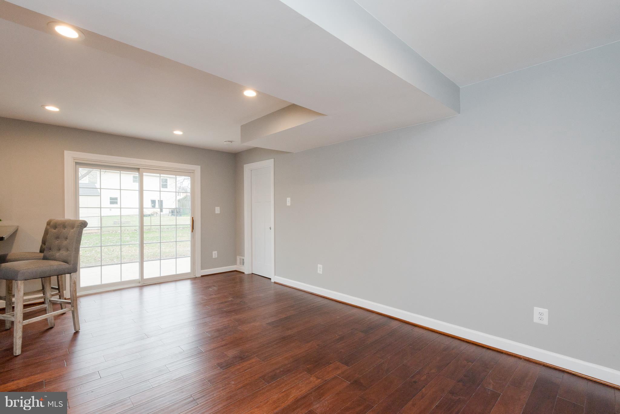 THE PROVINCES - Residential