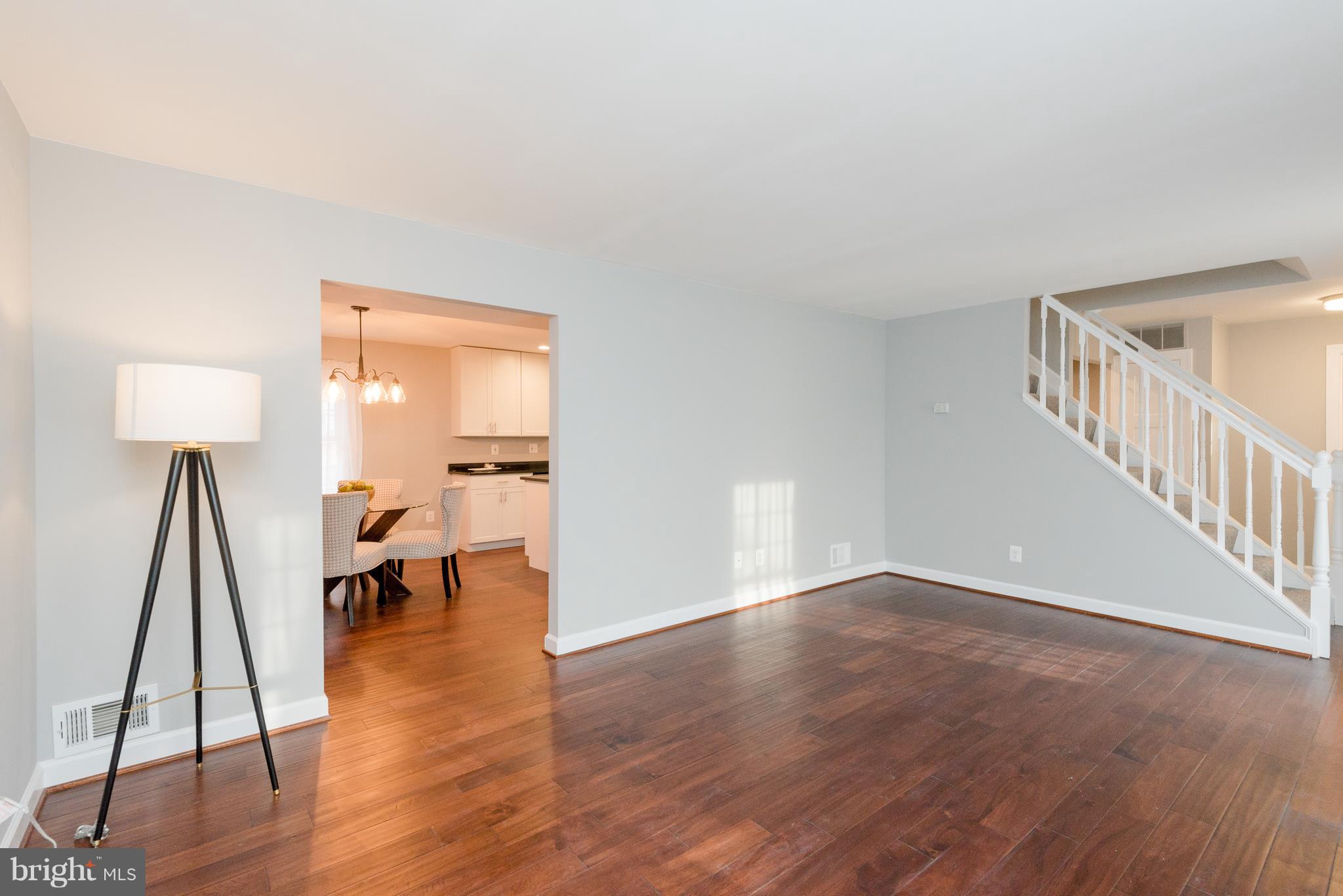 THE PROVINCES - Residential