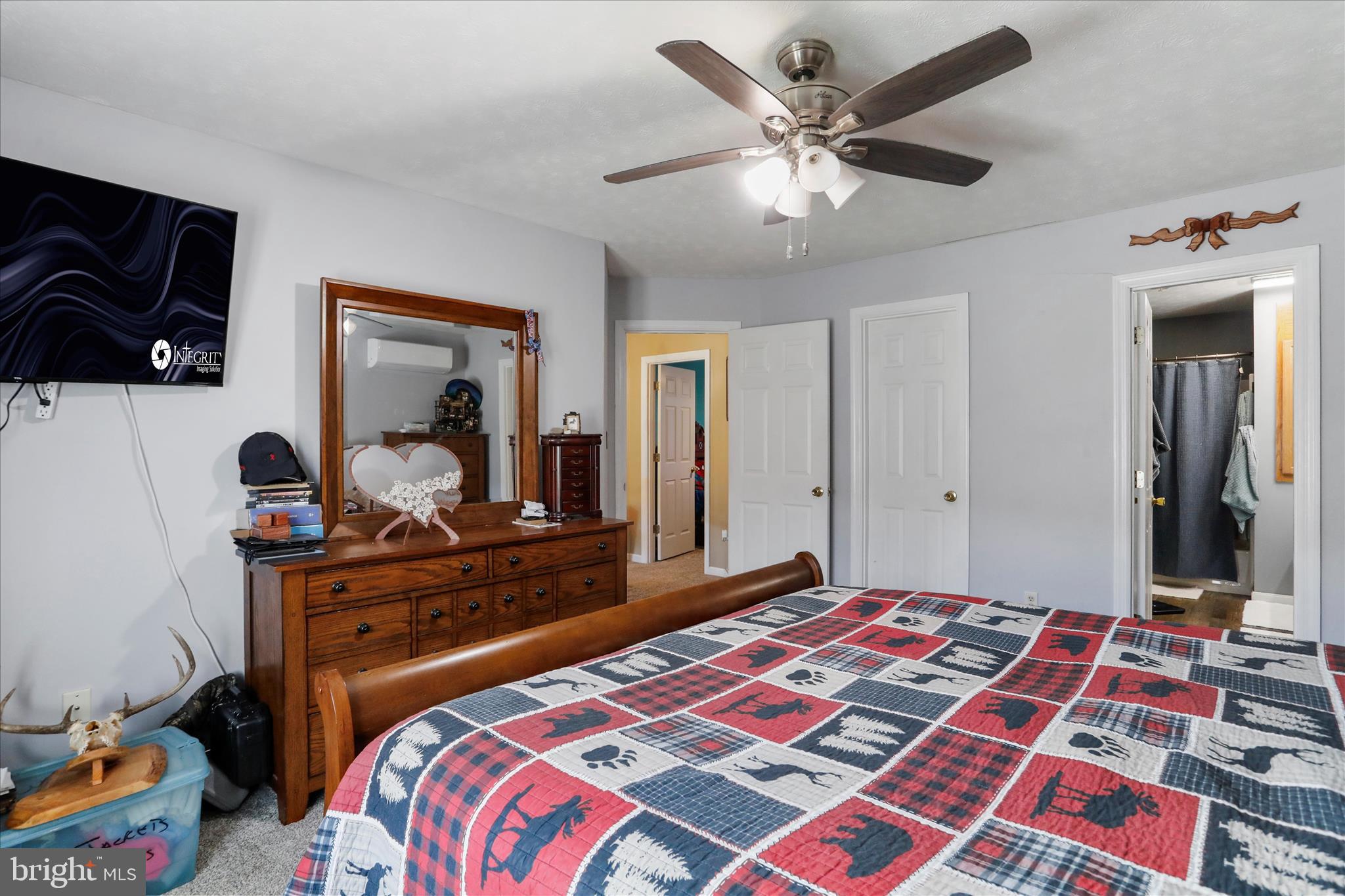 TIMBERLAKE ESTATES - Residential