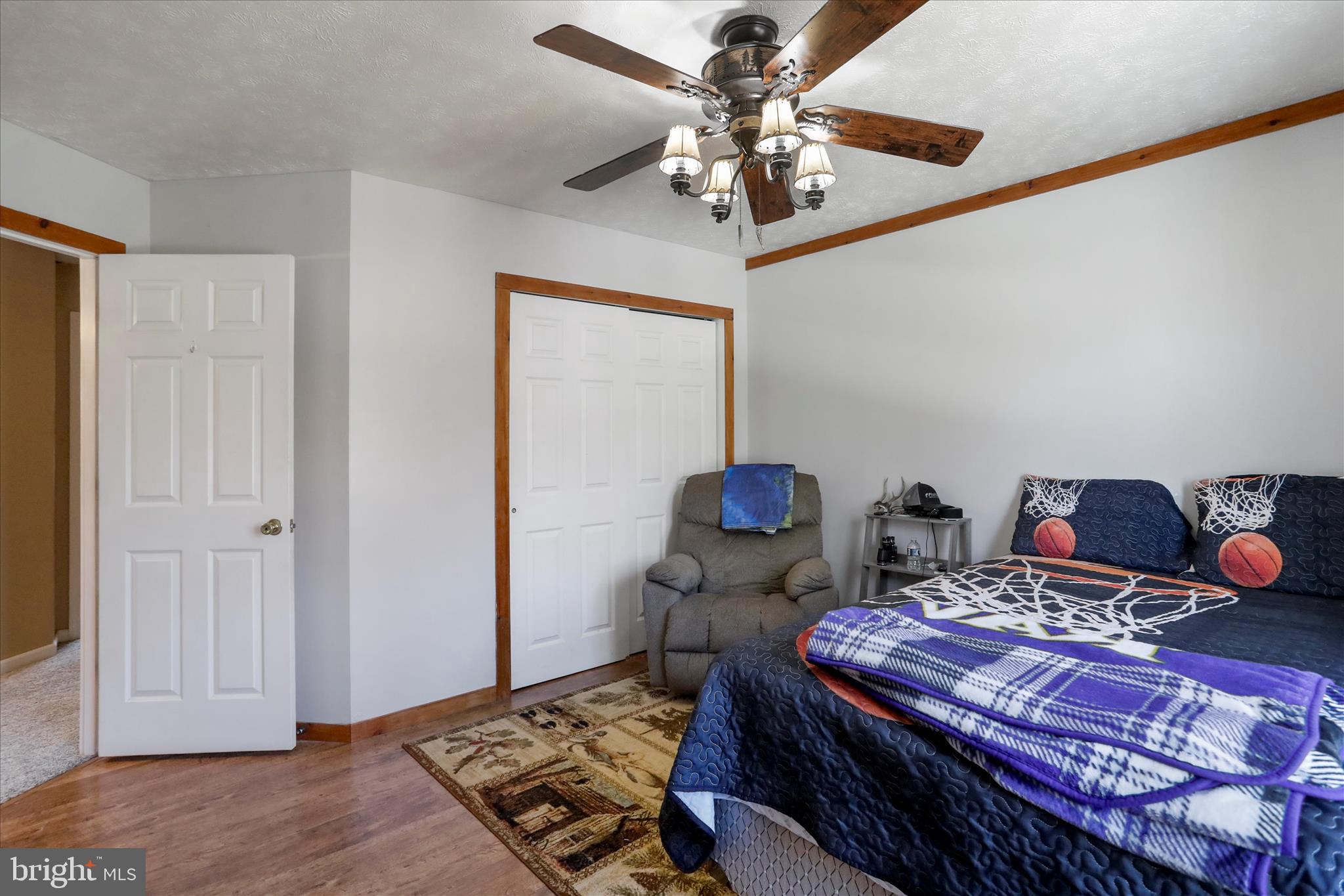 TIMBERLAKE ESTATES - Residential