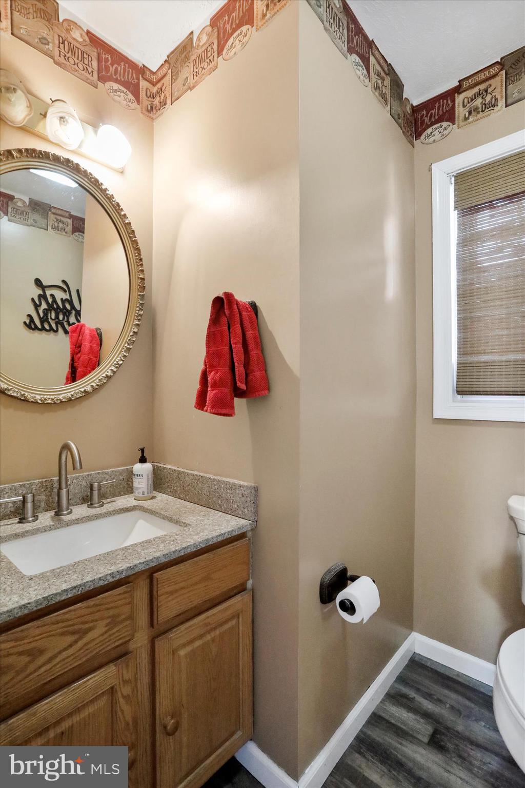 TIMBERLAKE ESTATES - Residential