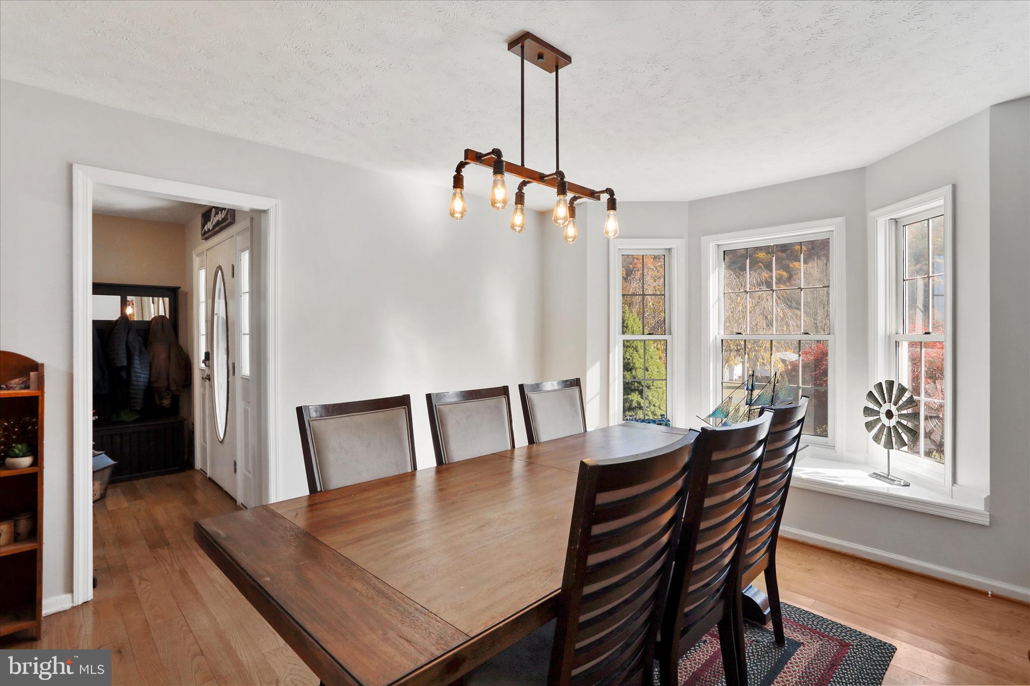 TIMBERLAKE ESTATES - Residential