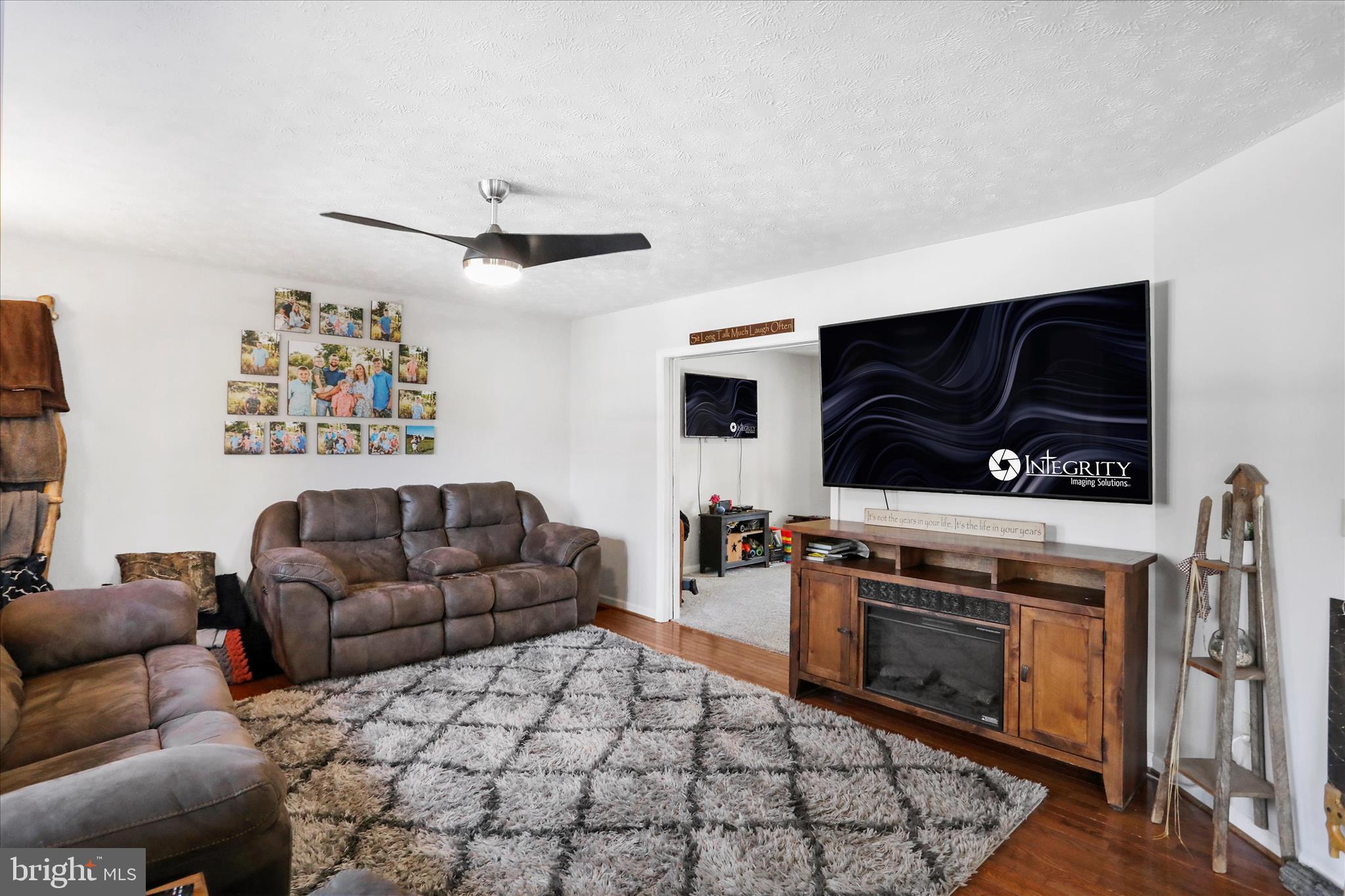 TIMBERLAKE ESTATES - Residential