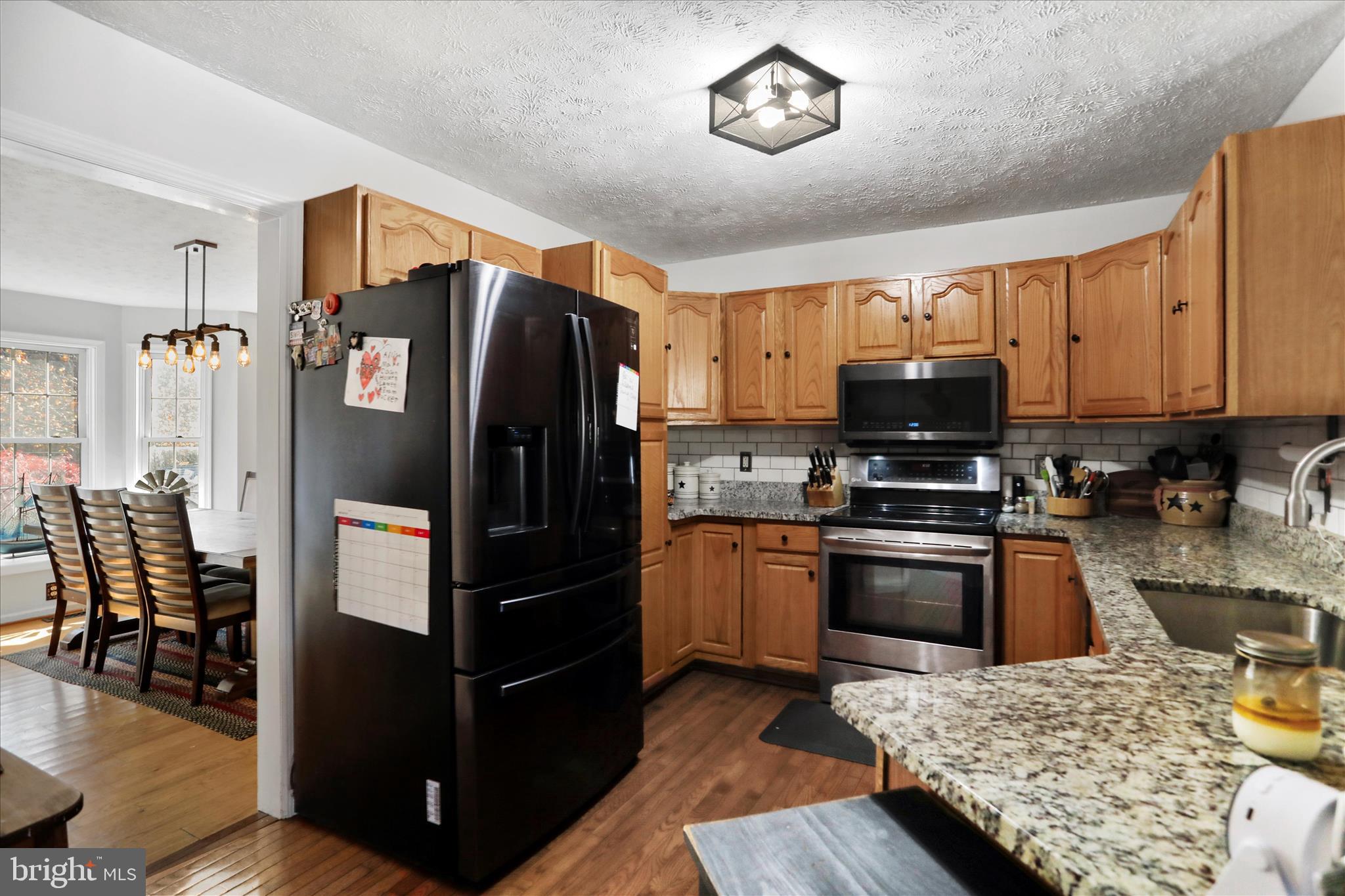 TIMBERLAKE ESTATES - Residential