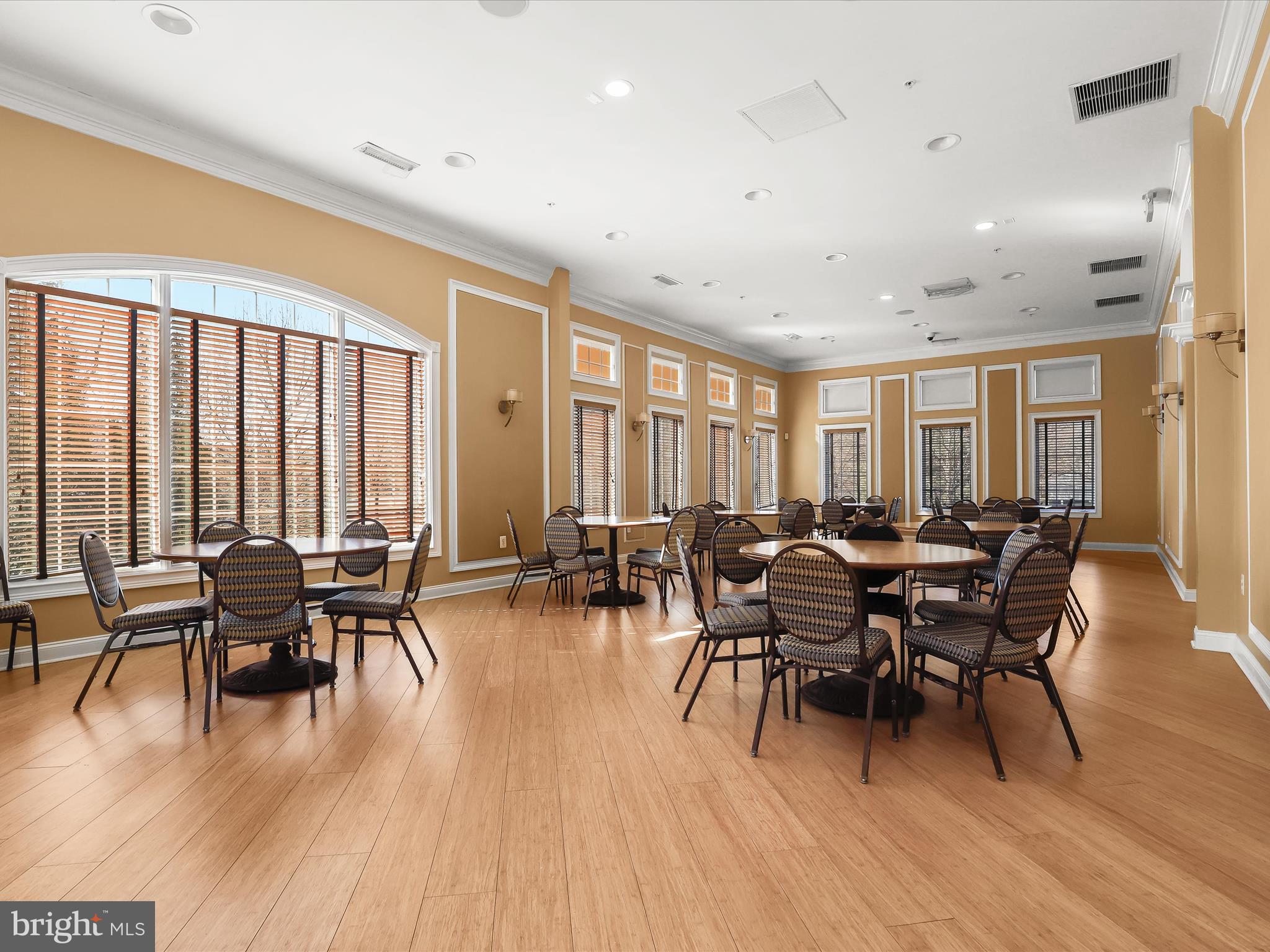 SNOWDEN OVERLOOK - Residential