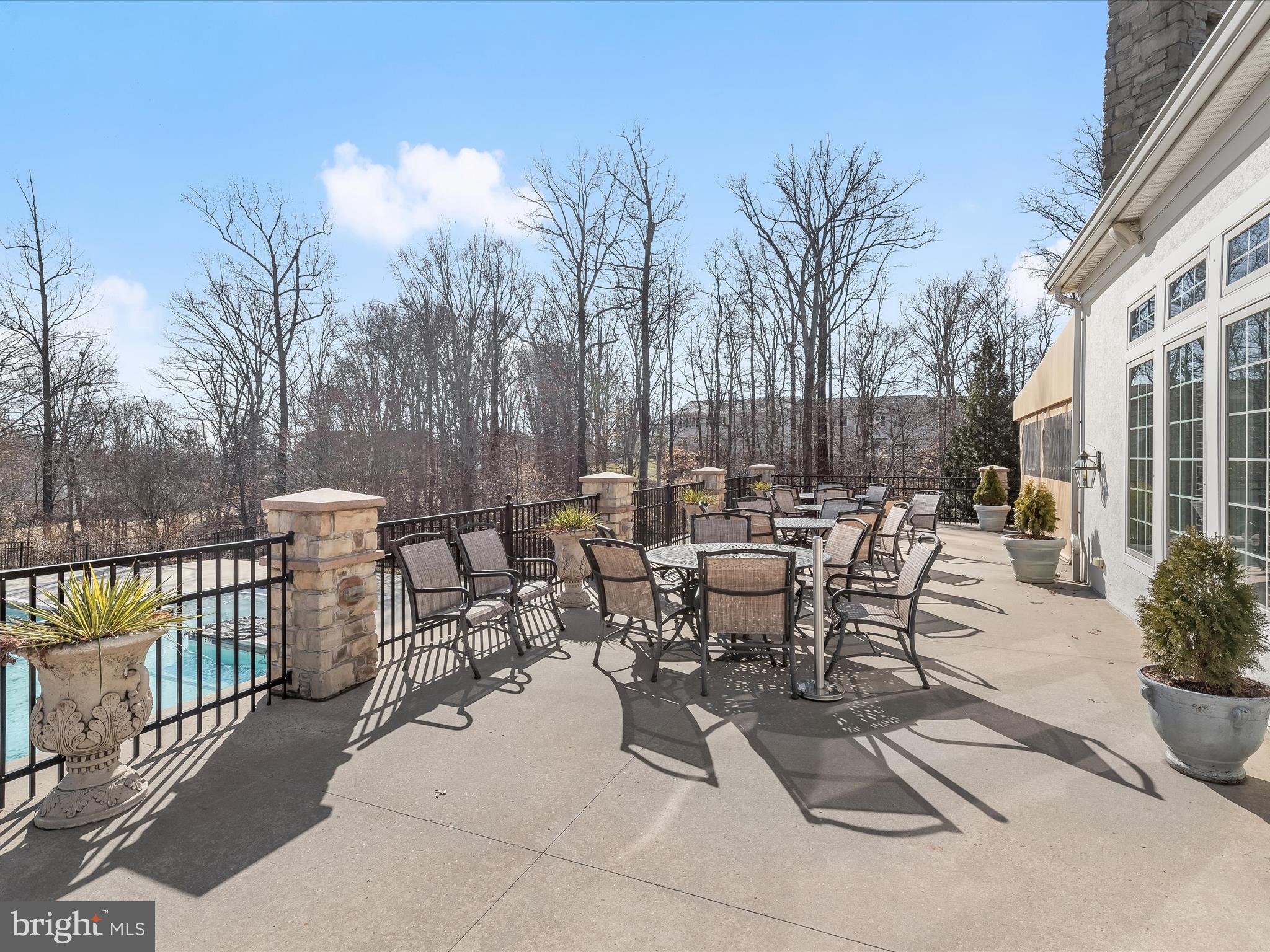 SNOWDEN OVERLOOK - Residential