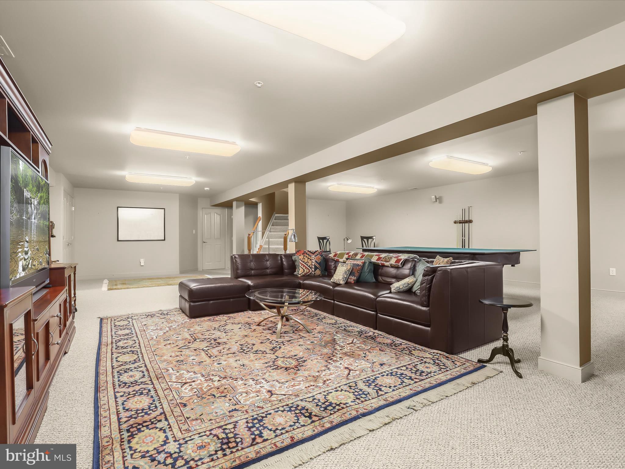 SNOWDEN OVERLOOK - Residential