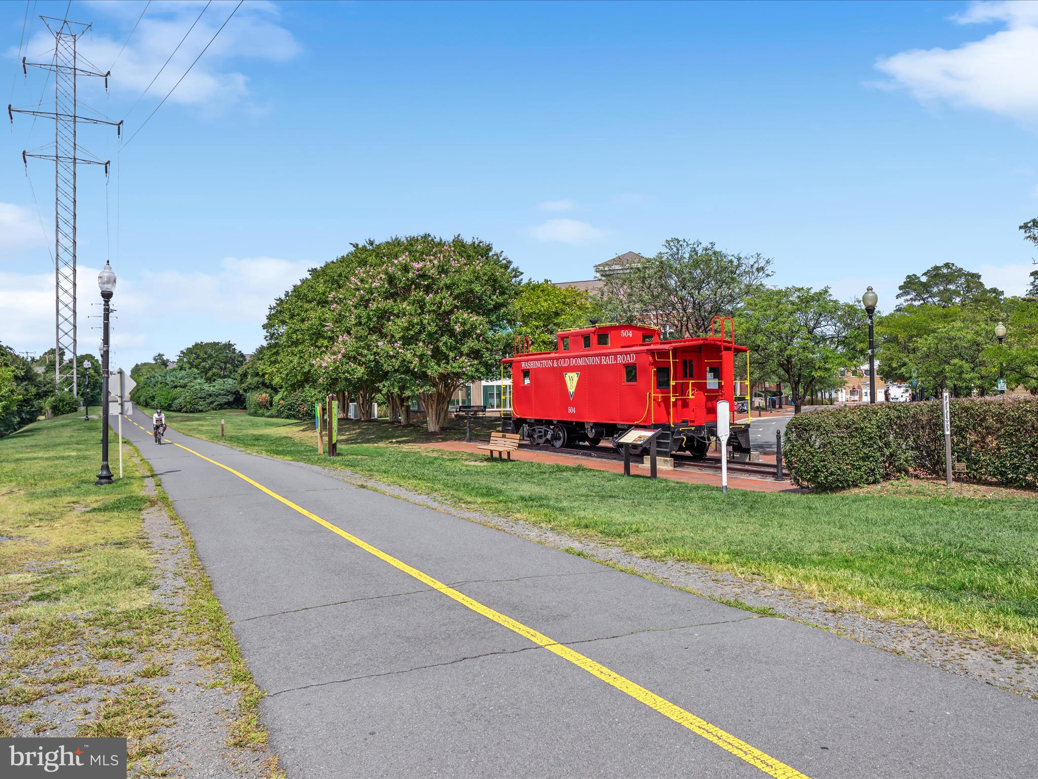 GLENBROOKE WOODS - Residential