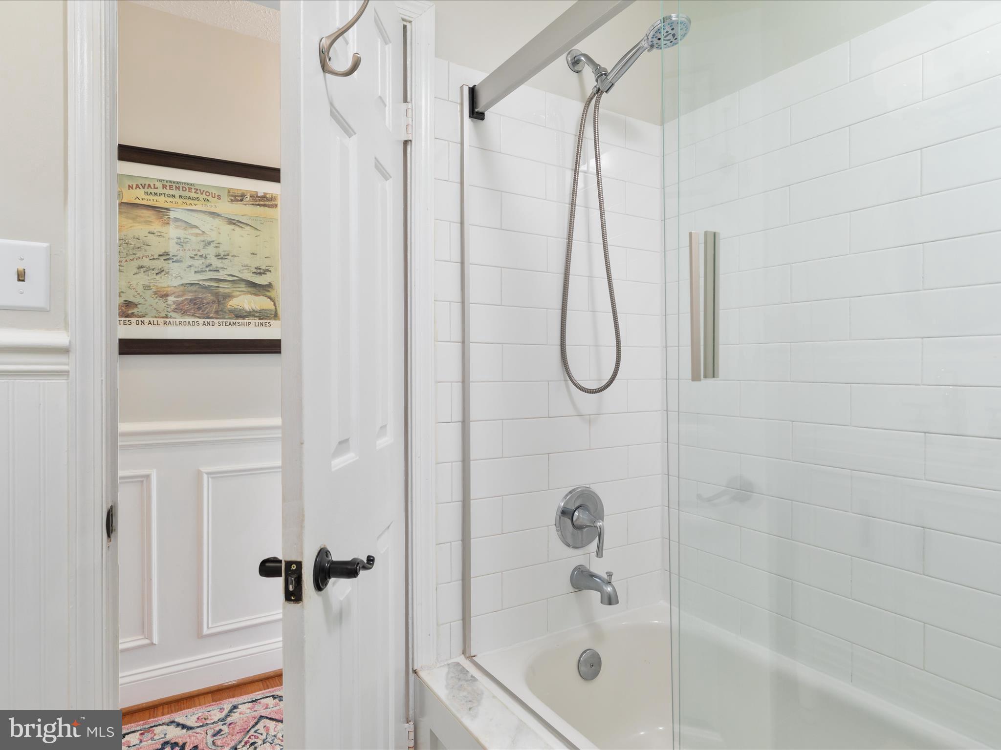 GLENBROOKE WOODS - Residential