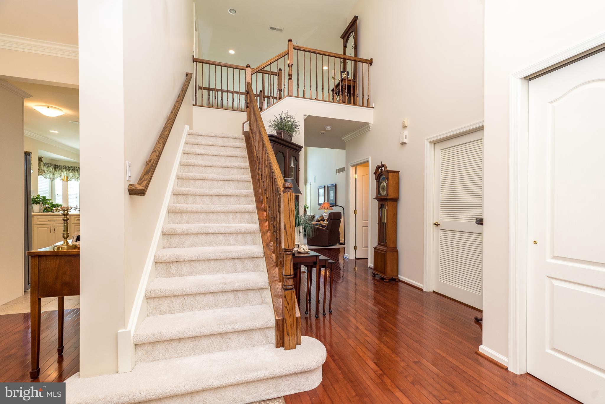 726 S SETTLERS CIRCLE