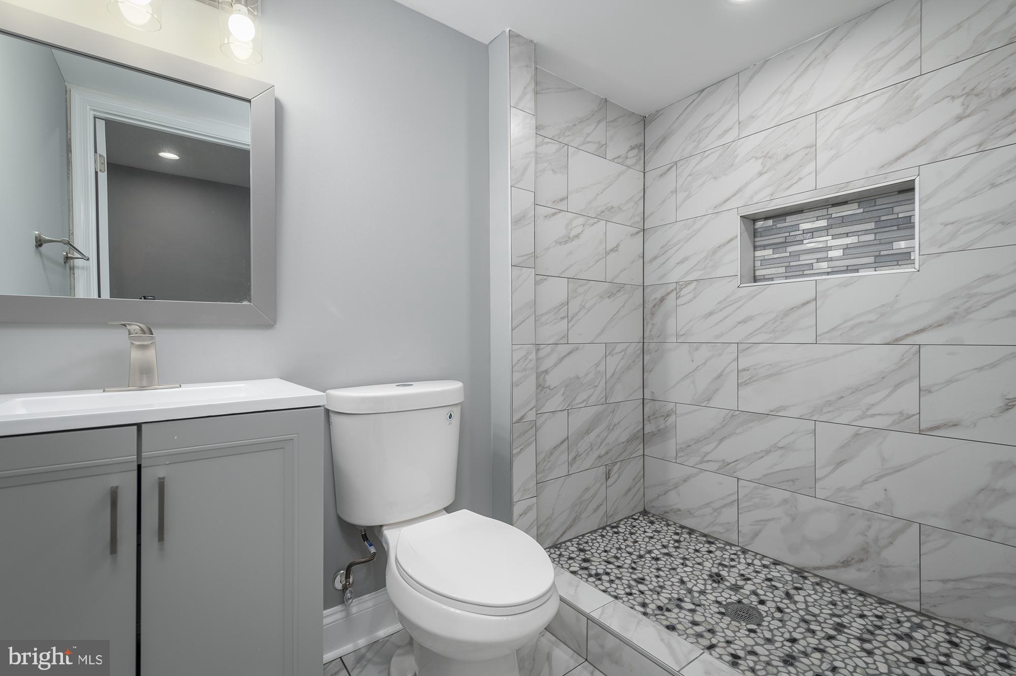 BROADWAY - Residential