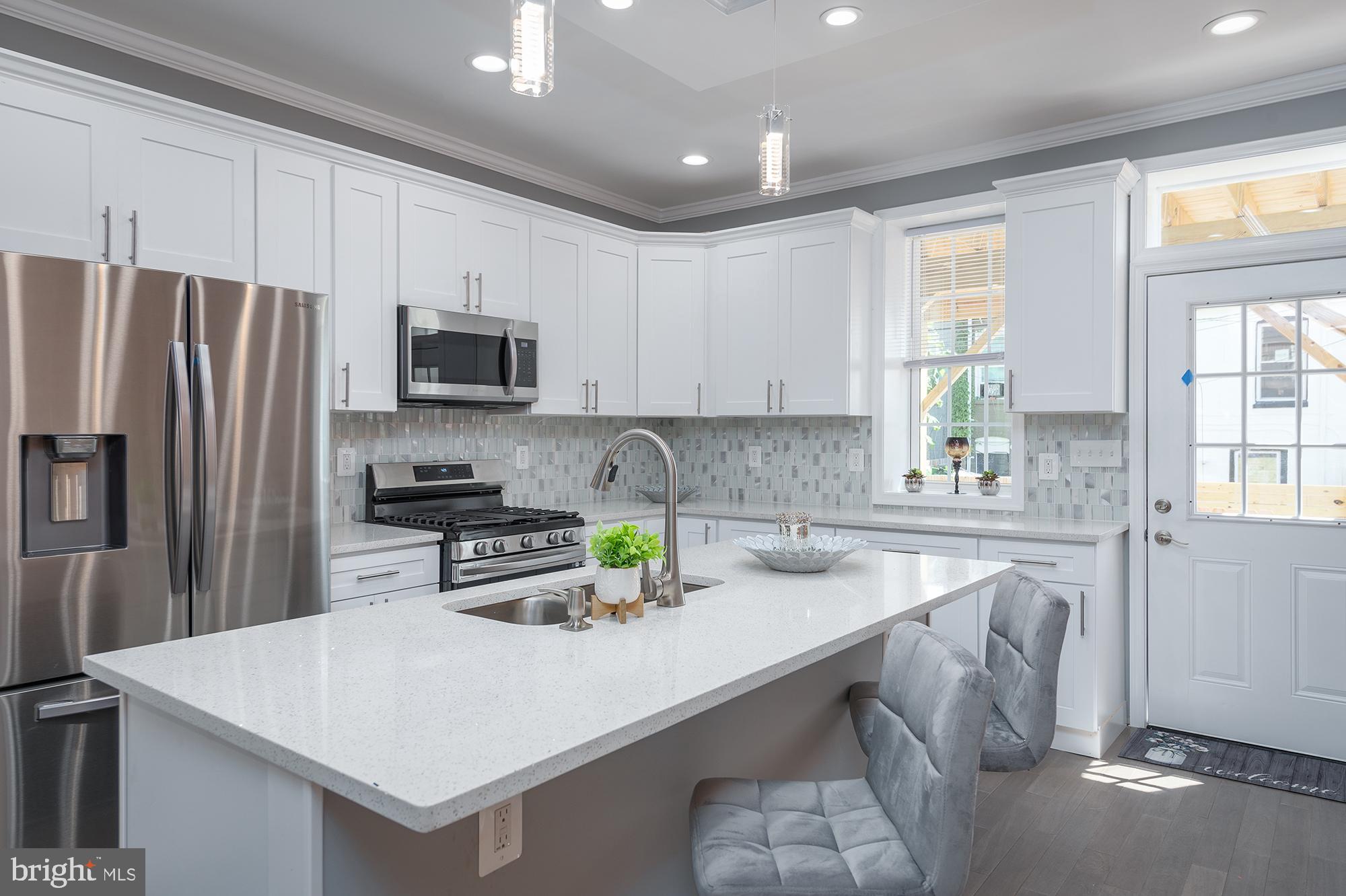 BROADWAY - Residential