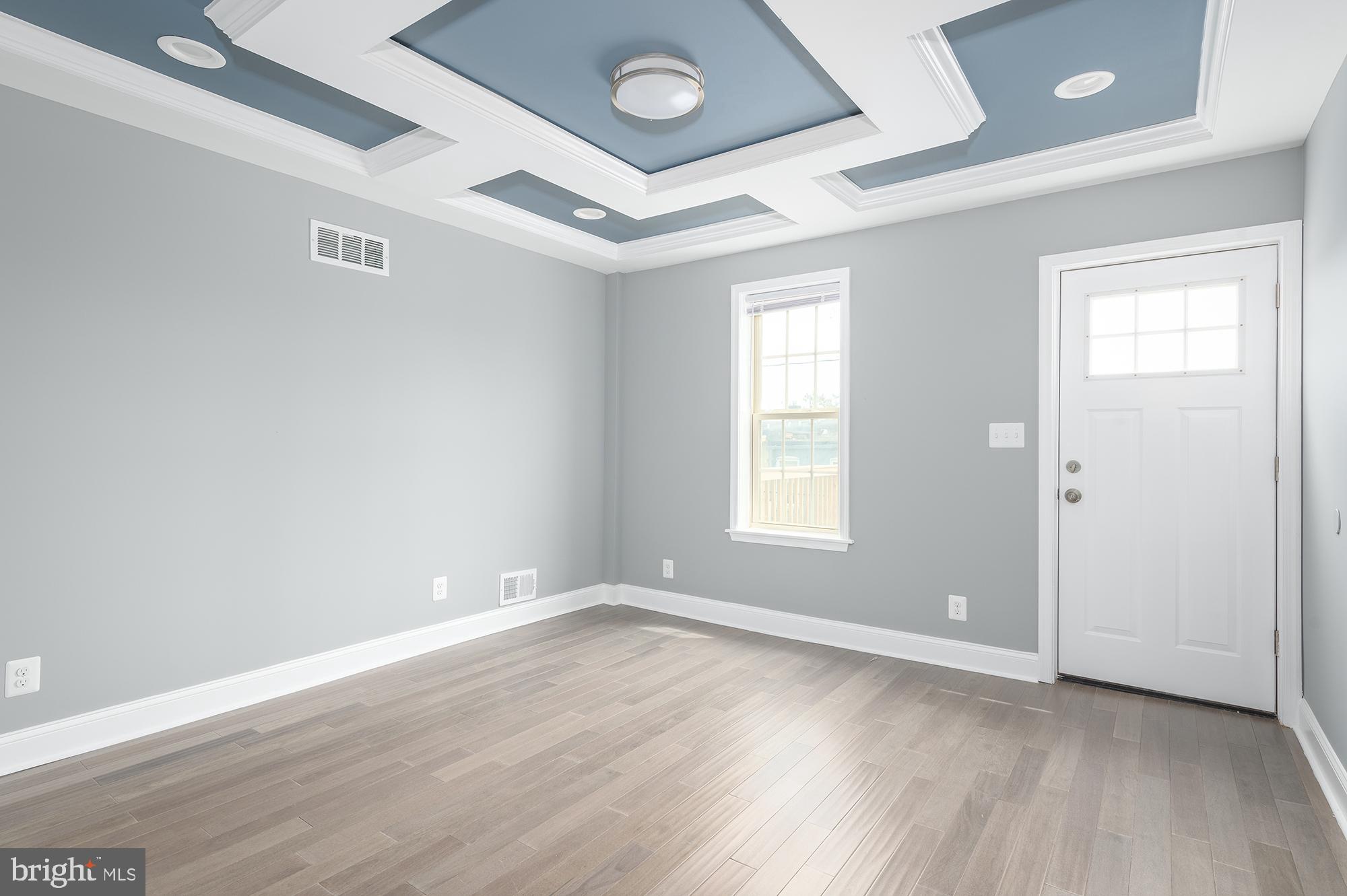 BROADWAY - Residential