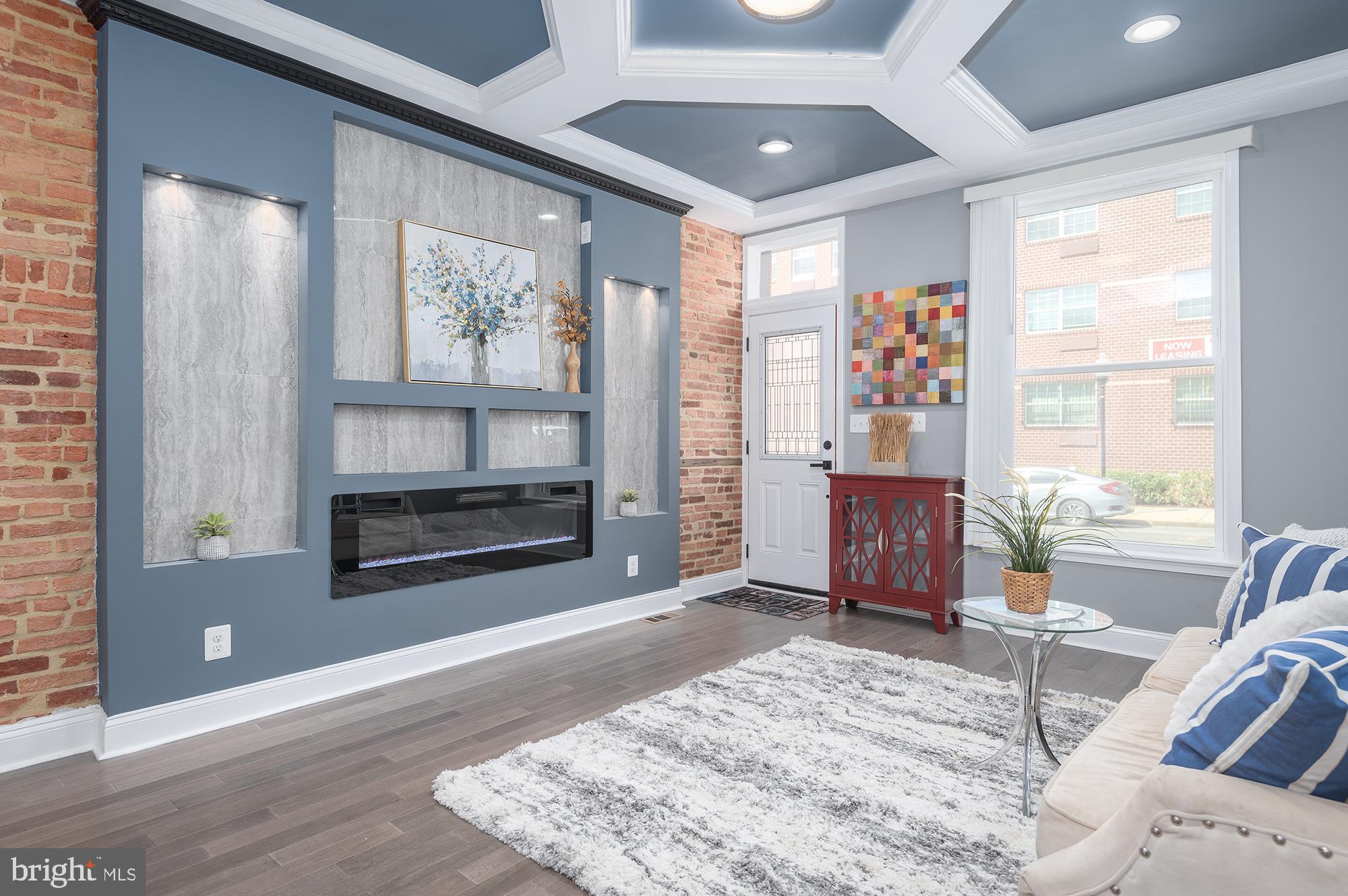 BROADWAY - Residential