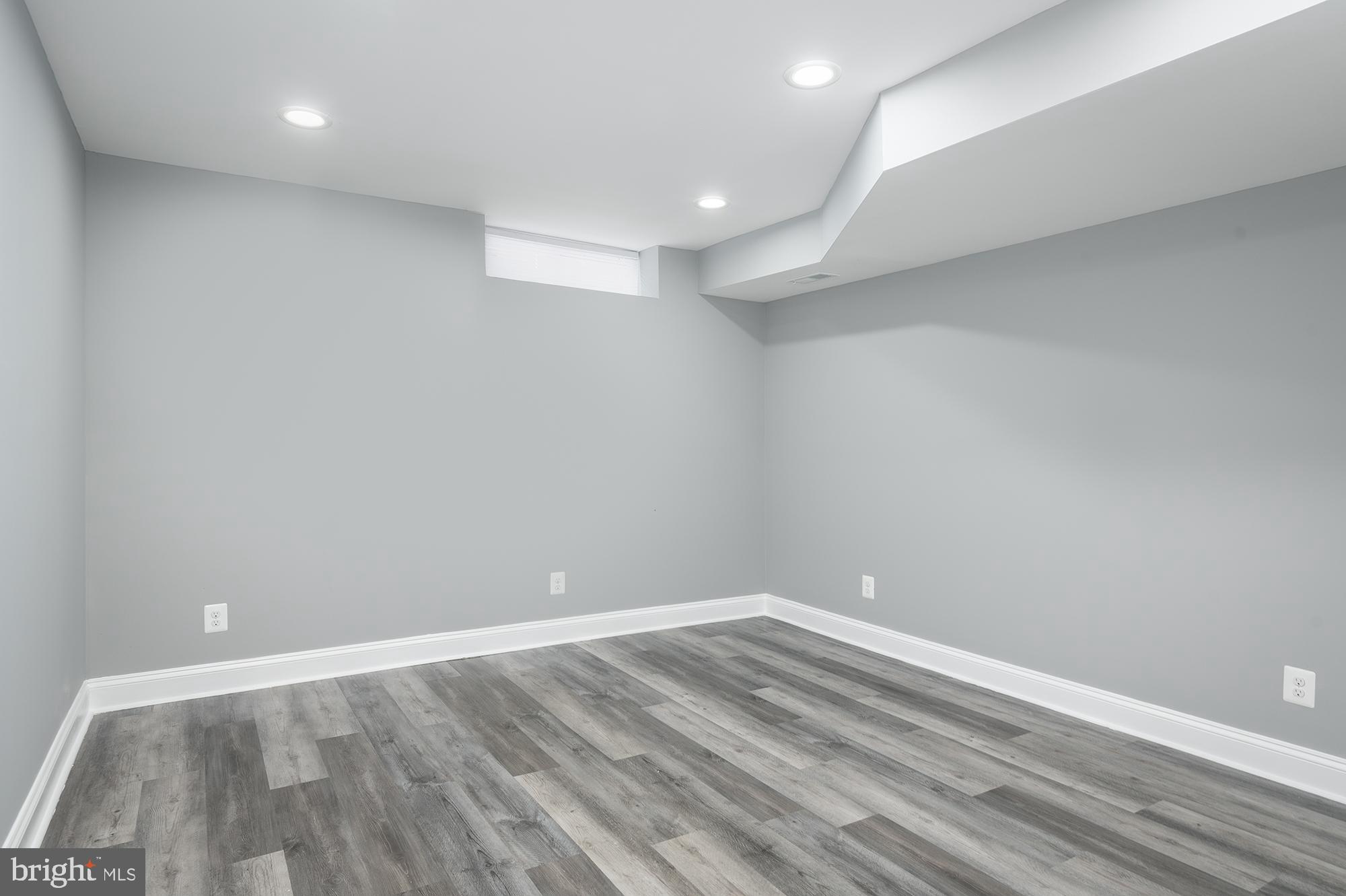 BROADWAY - Residential